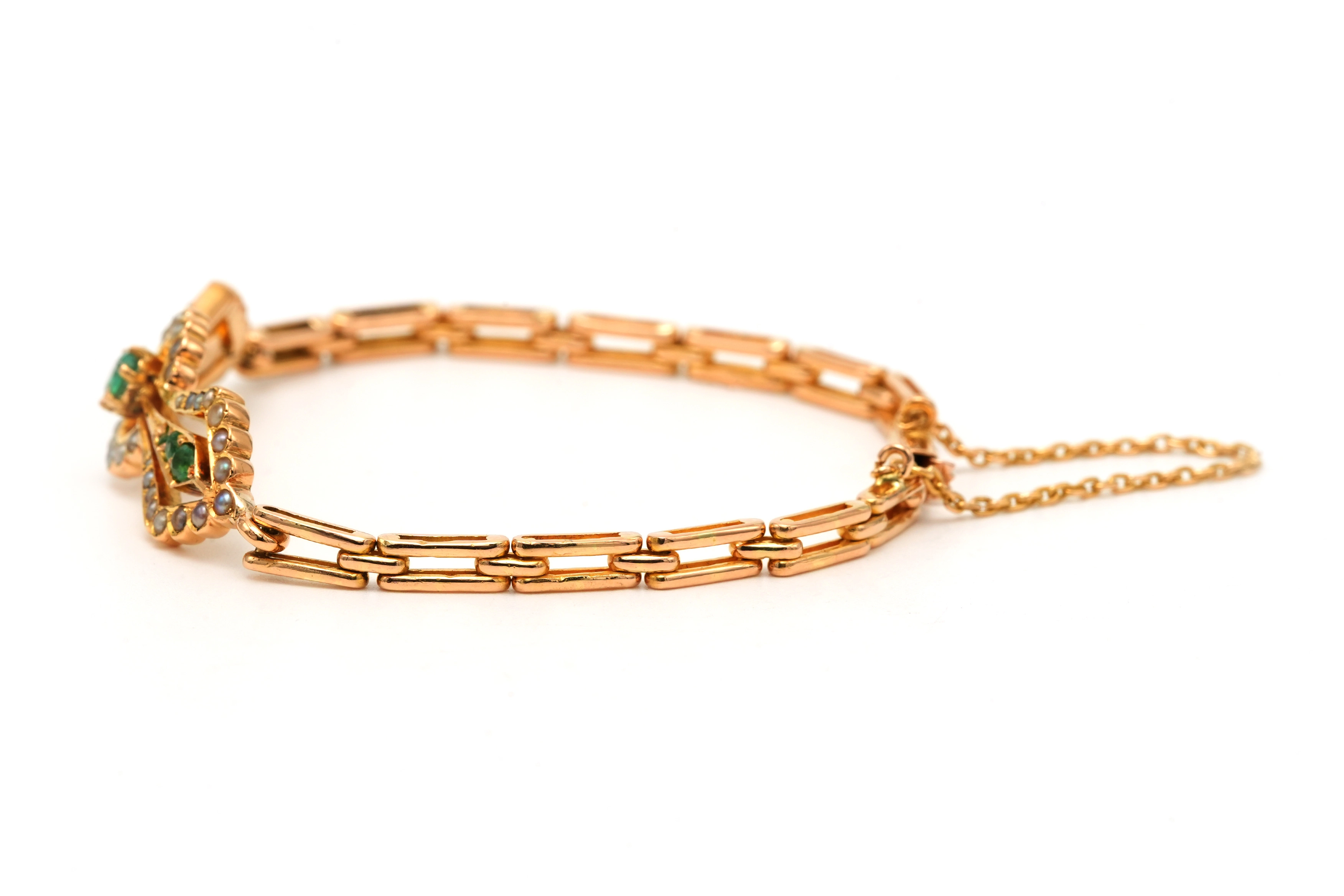 Bracelet Art Nouveau en or jaune 18 carats serti d'émeraudes et de perles - 3