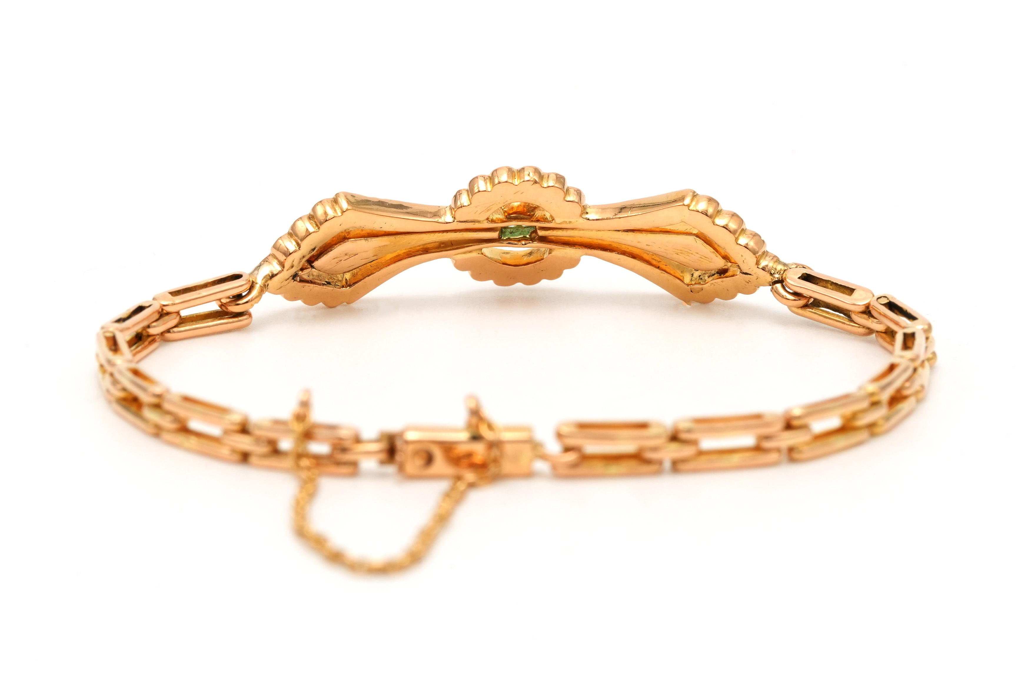 Bracelet Art Nouveau en or jaune 18 carats serti d'émeraudes et de perles - 4