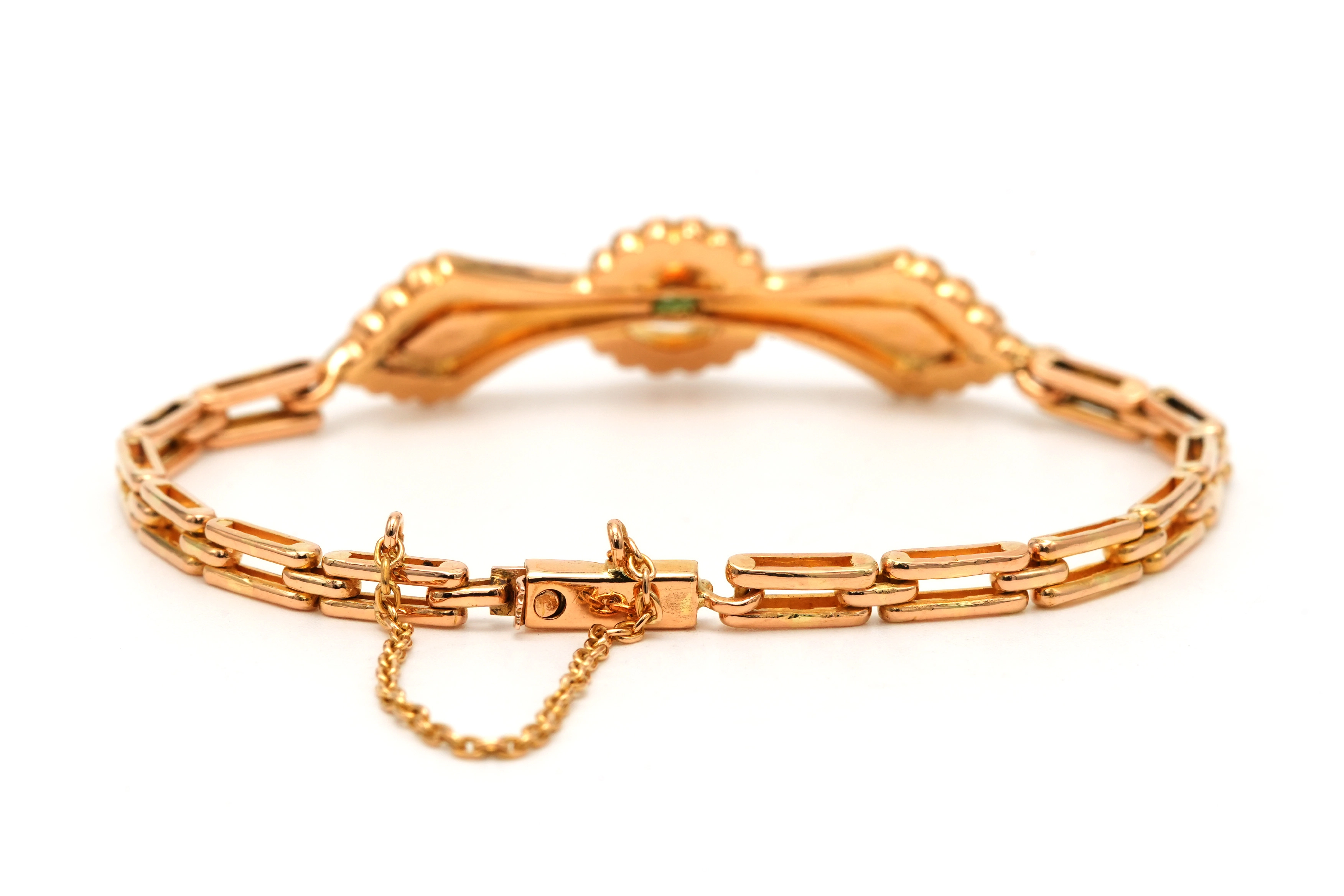 Bracelet Art Nouveau en or jaune 18 carats serti d'émeraudes et de perles - 5