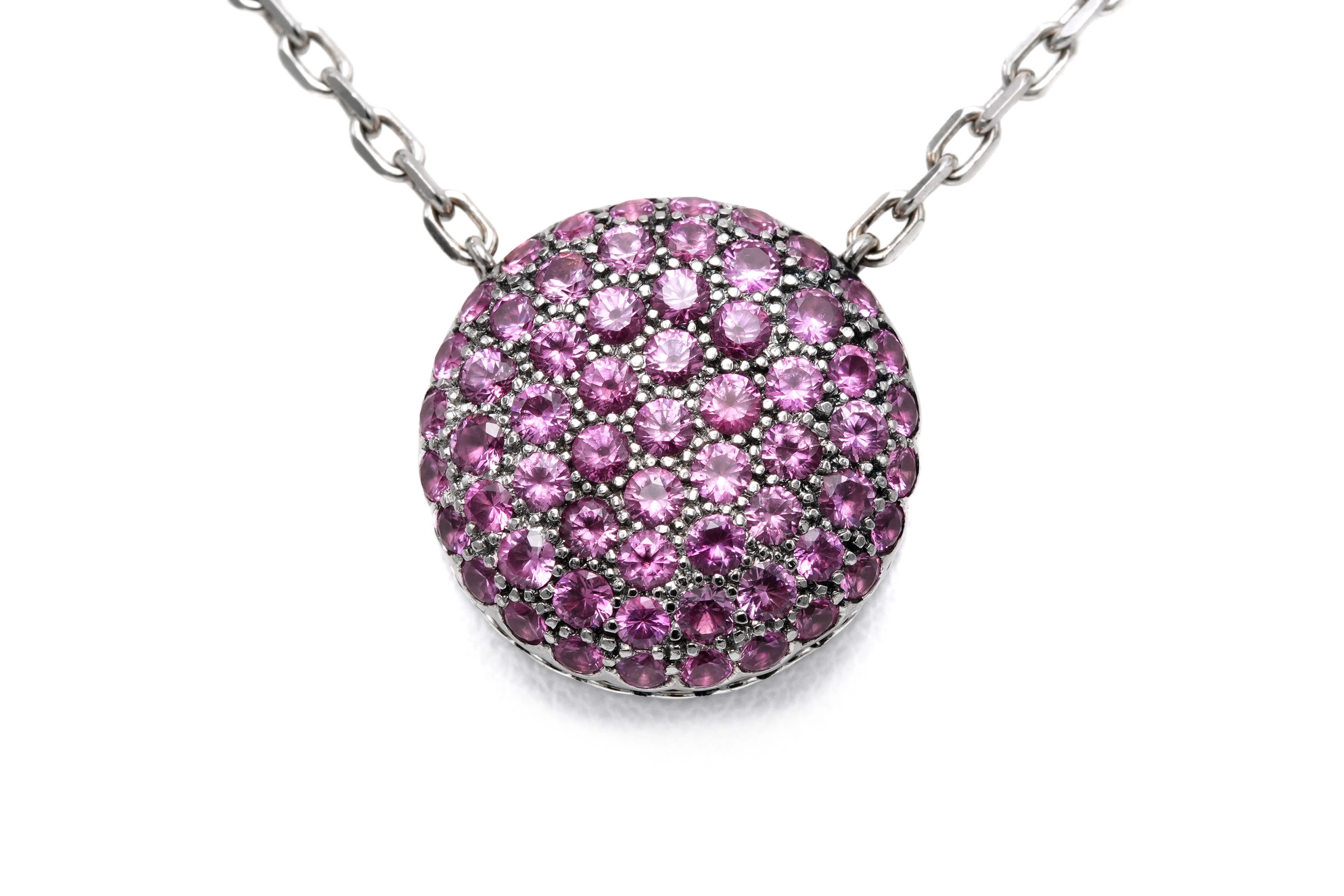 Collier contemporain Boucheron "Tentation macaron" en or blanc 18 carats serti de saphirs et d'une améthyste - 1