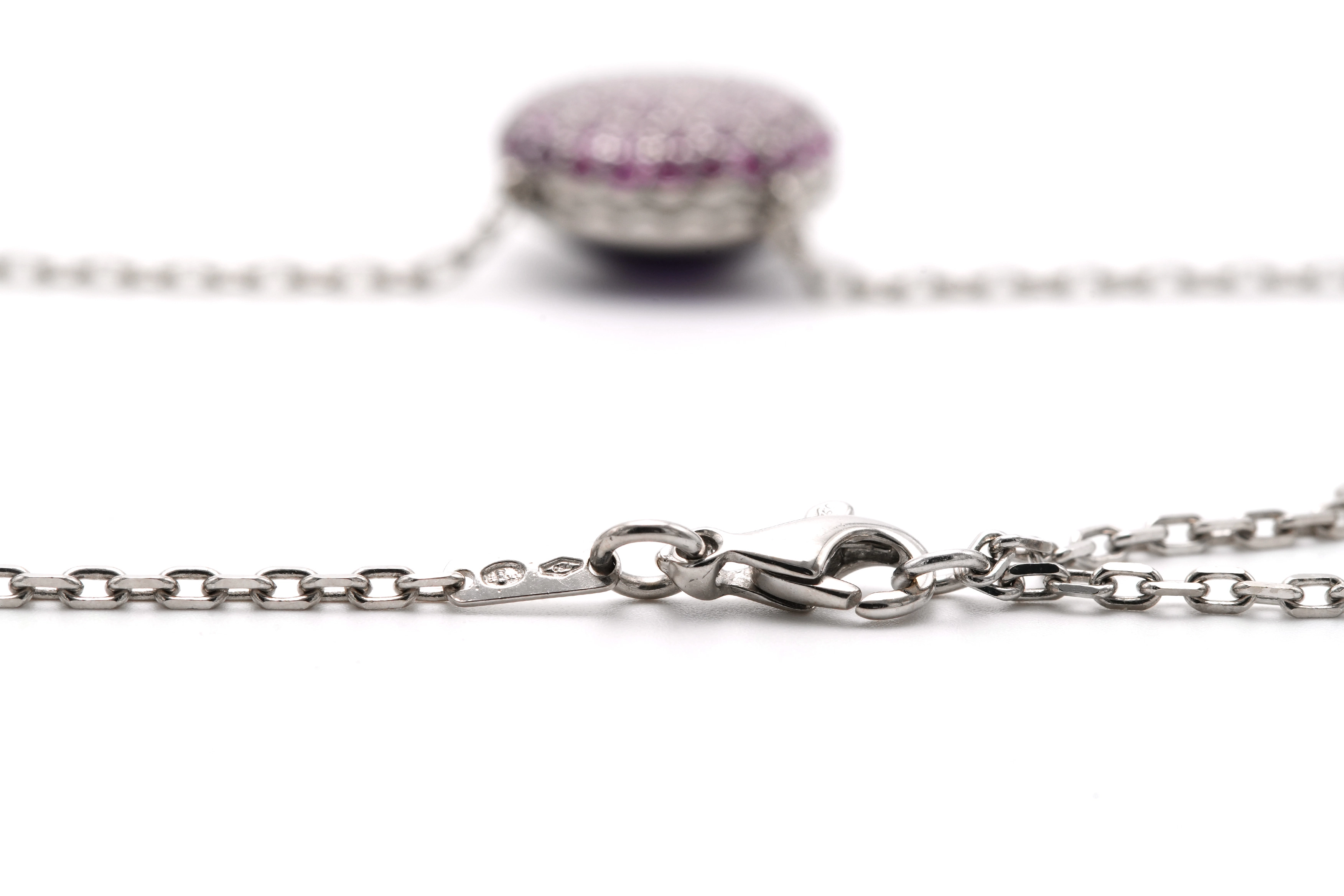 Collier contemporain Boucheron "Tentation macaron" en or blanc 18 carats serti de saphirs et d'une améthyste - 9