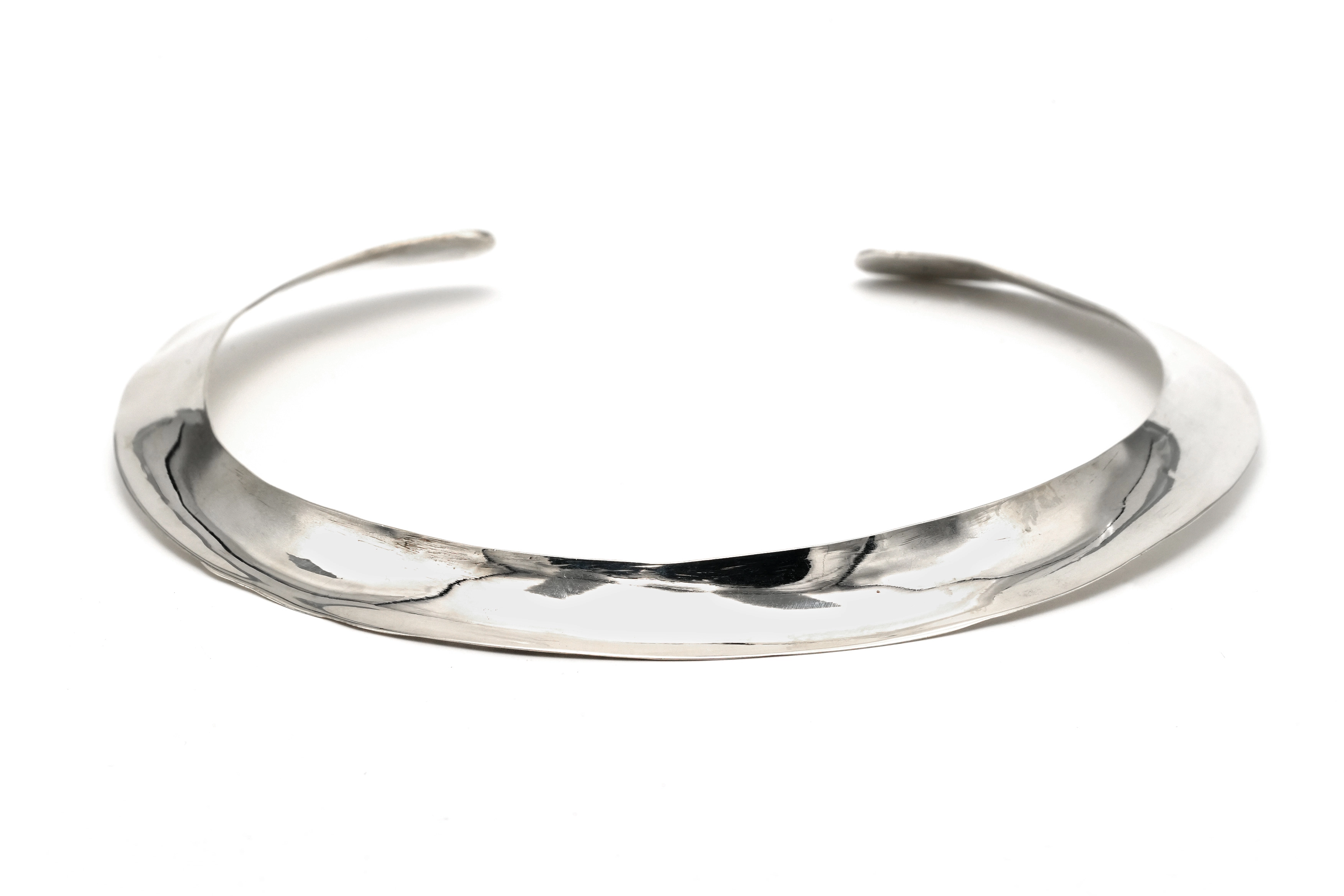 Collier contemporain en argent - 1