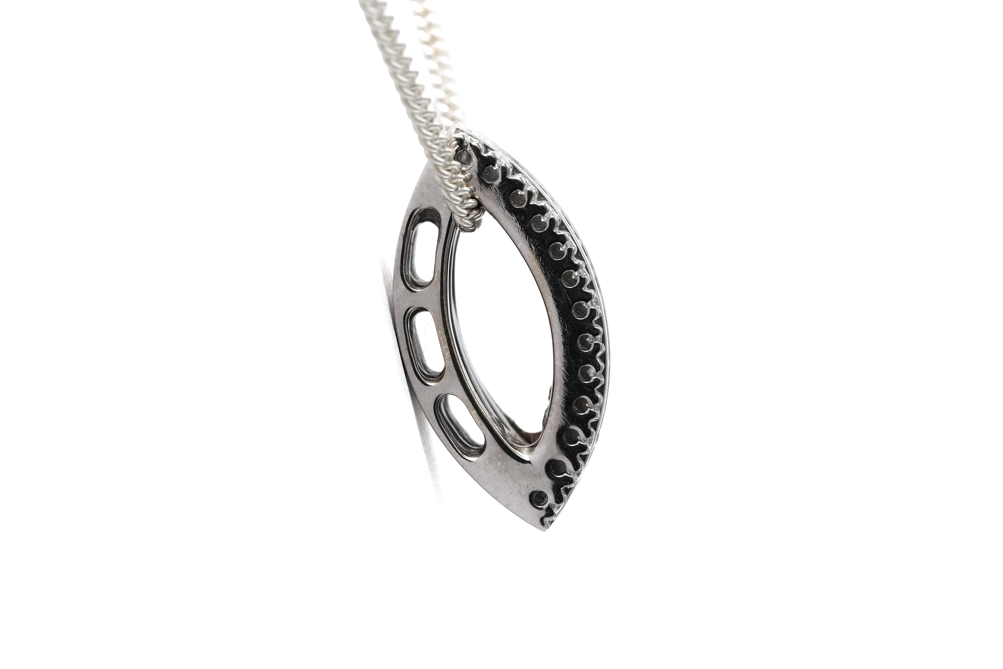 Pendentif contemporain en or blanc 18 carats serti de diamants taille "brillant" (+-0.39ct) - 3