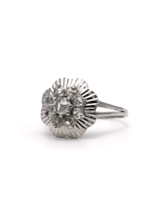 Bague Art Déco en or blanc 18 carats sertie de diamants taille "rose" - 2