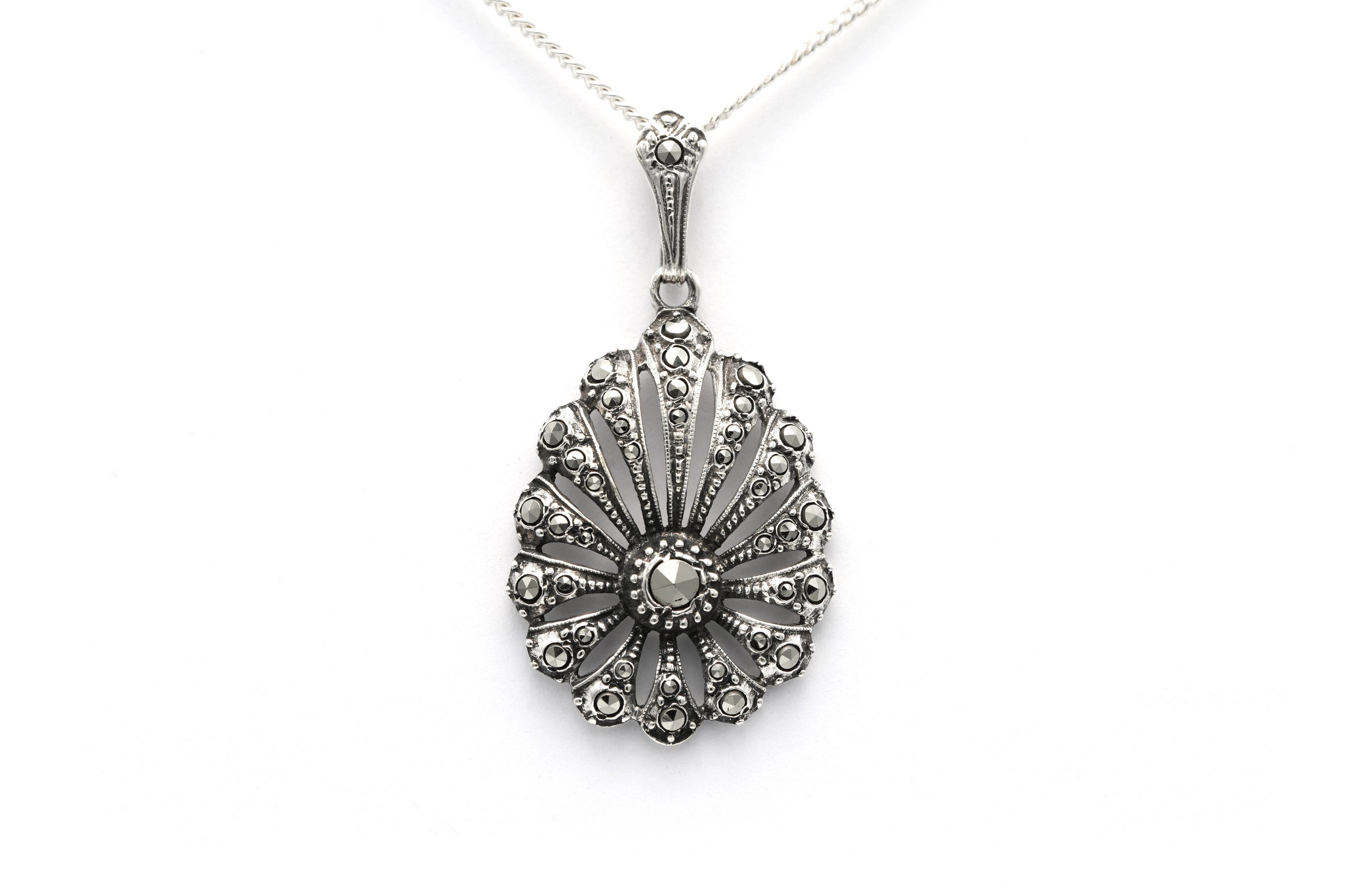 Pendentif Art Déco en argent 835 serti des marcassites - 2