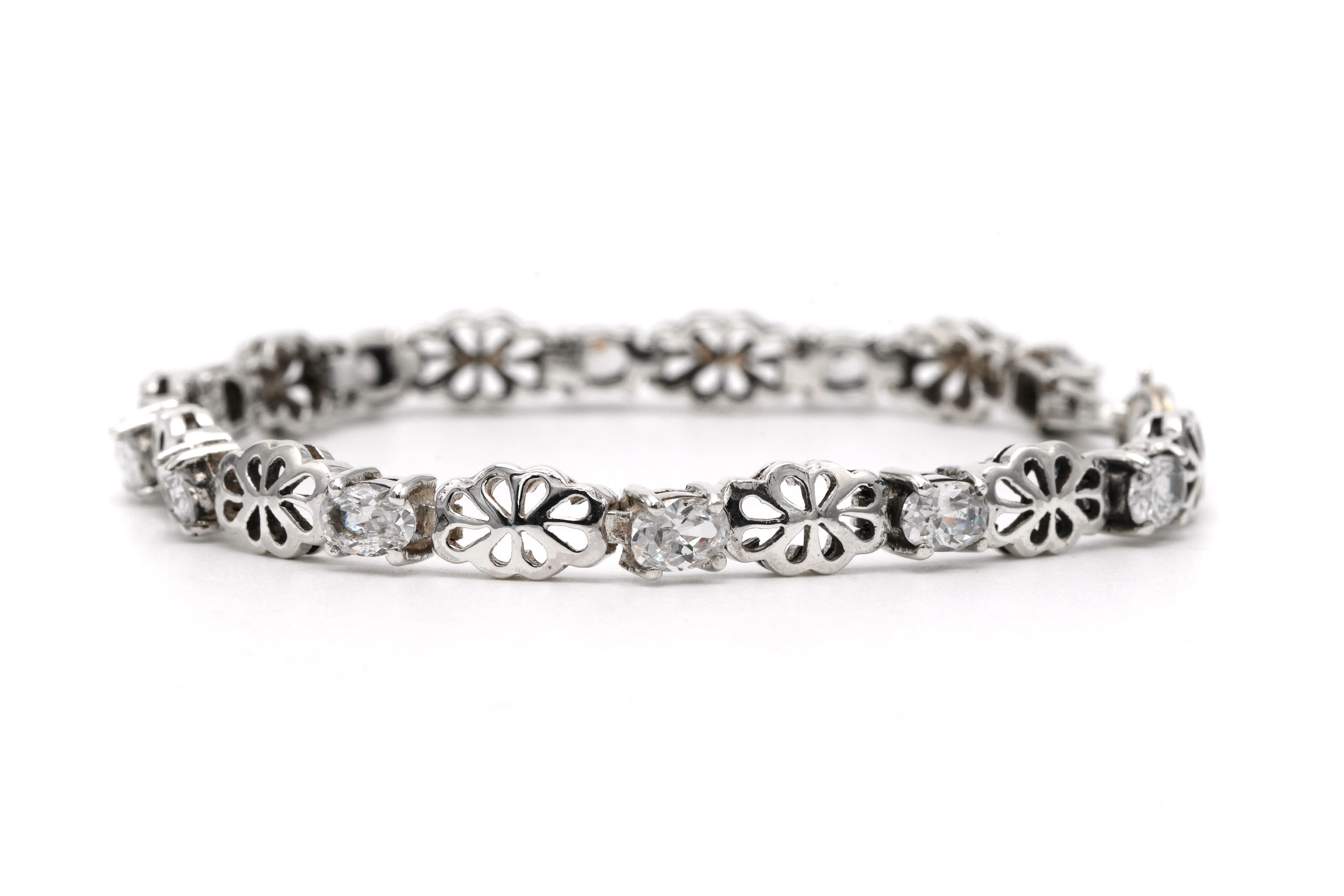Bracelet contemporain en argent 925 serti de zirconiums - 3