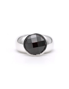 Bague contemporaine en argent 925 sertie d'un grenat - 1