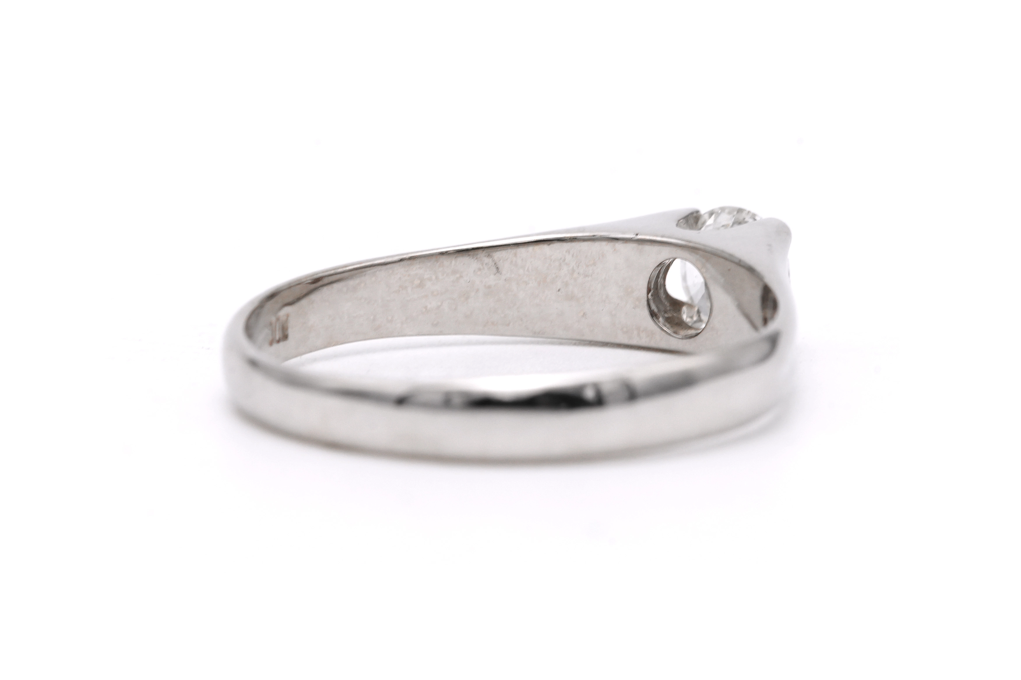 Bague Années 70 en or blanc 18 carats sertie d'un diamant taille "brillant" (+-0.33ct) - 5