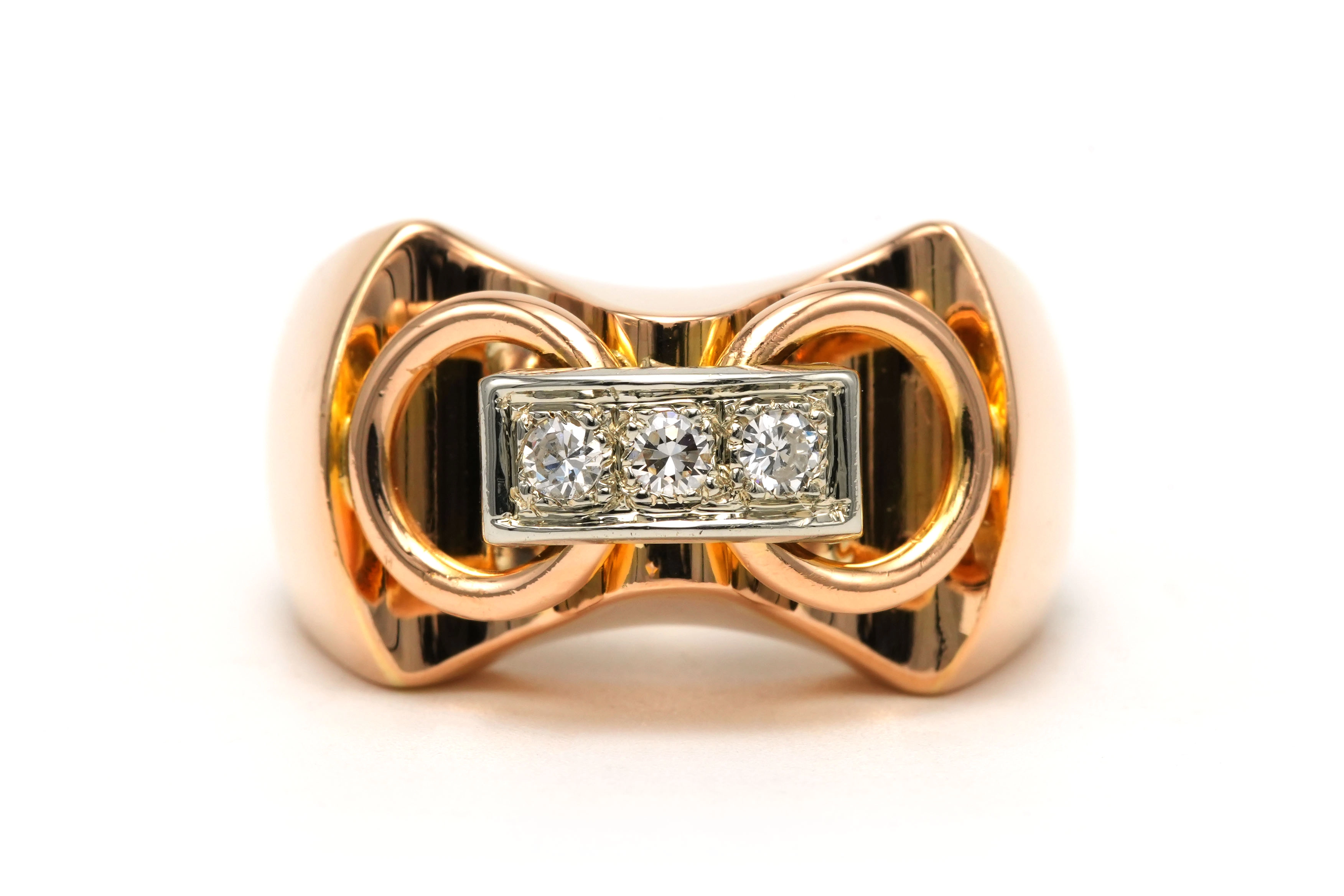 Bague Art Déco en or jaune 18 carats sertie de diamants taille "brillant" (+-0.09 - 1