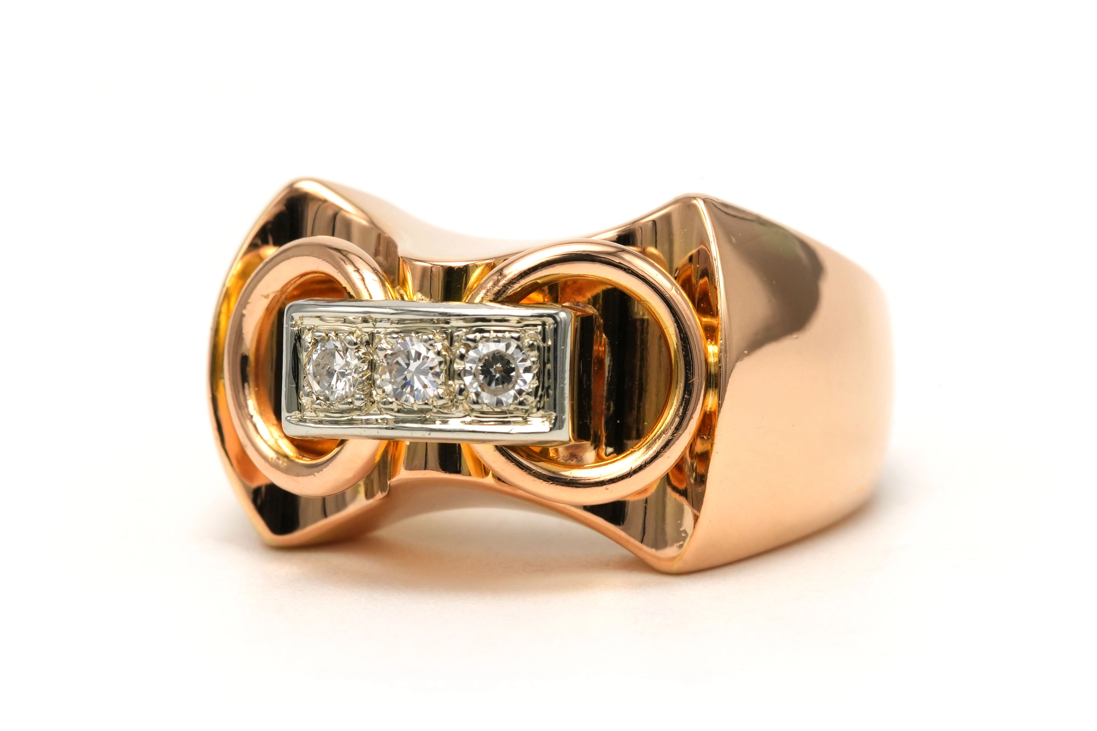 Bague Art Déco en or jaune 18 carats sertie de diamants taille "brillant" (+-0.09 - 2