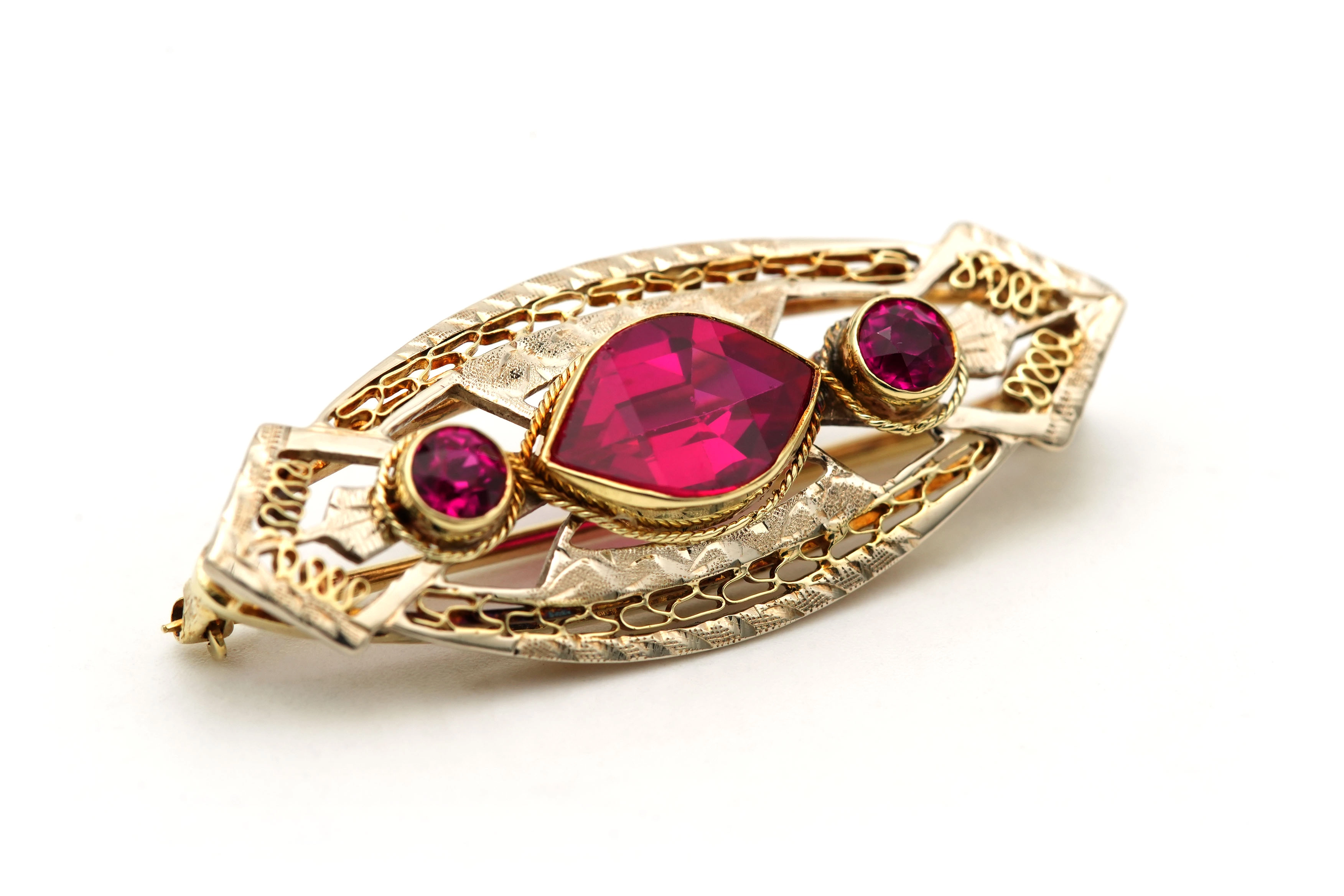 Broche Art Déco en or jaune 14 carats sertie de rubis de synthèse - - 6