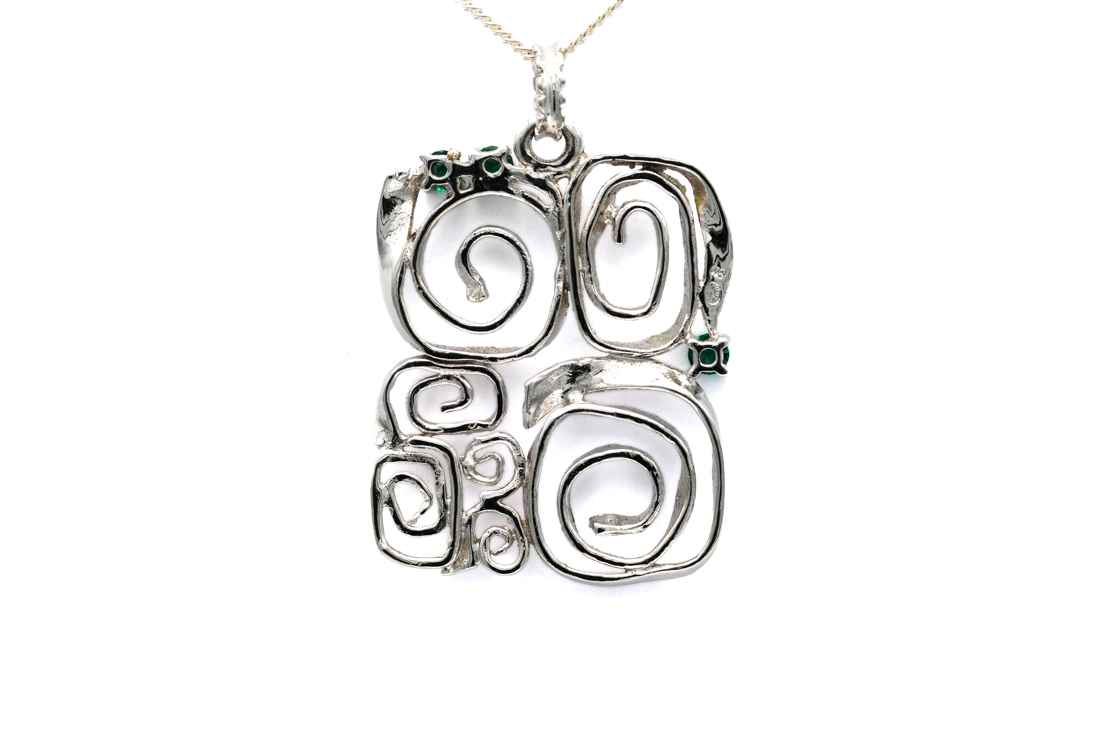 Pendentif Années 70 en argent 900 serti de strass - 4
