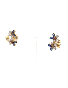 Boucles d'oreilles contemporaines en or jaune 18 carats serties de saphirs, de rubis et de diamants "taille" brillant (+-1.20ct)