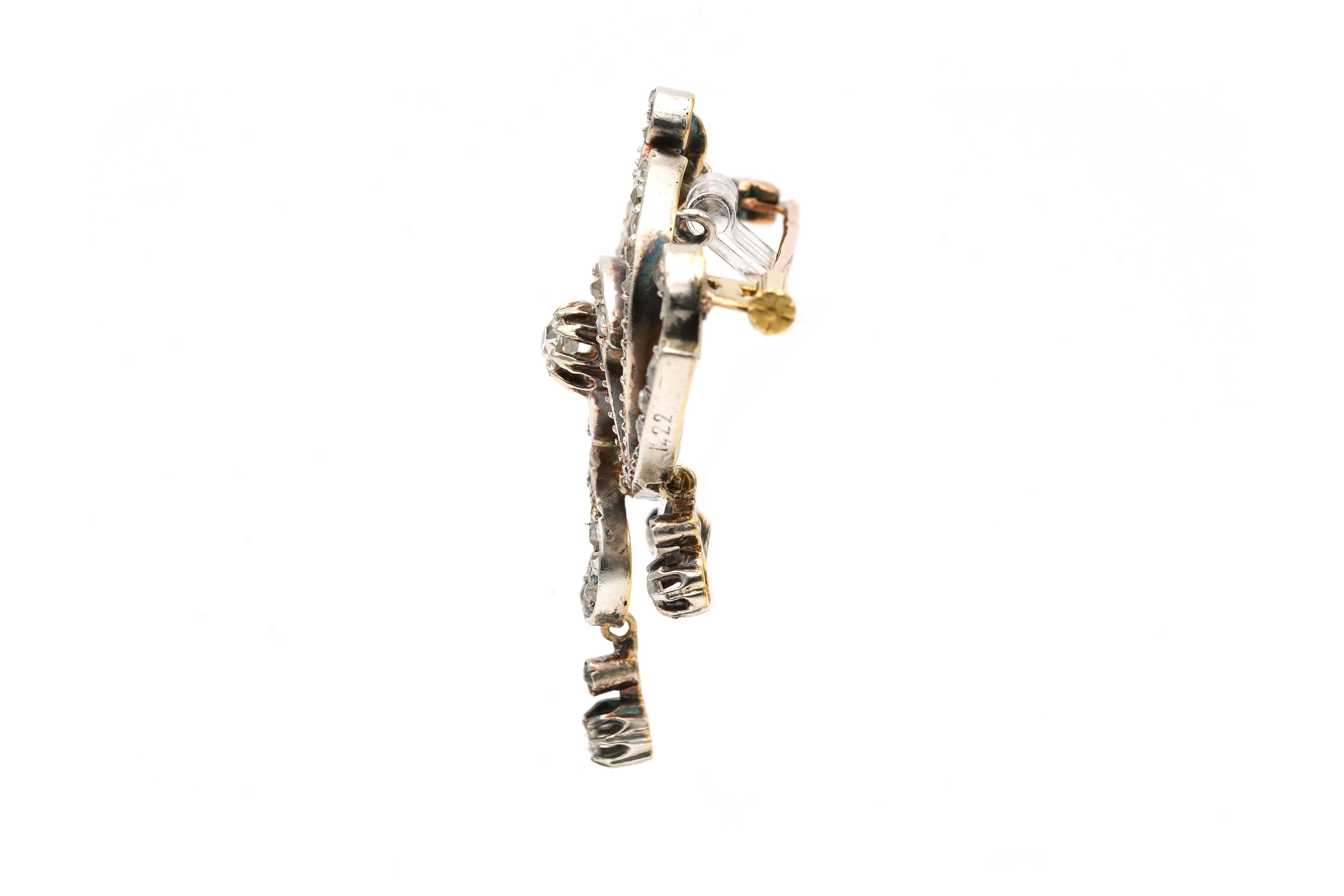Broche Art Nouveau en or jaune 18 carats et argent sertie de diamants taille "rose" et d'un diamant taille "Old cut" - 3