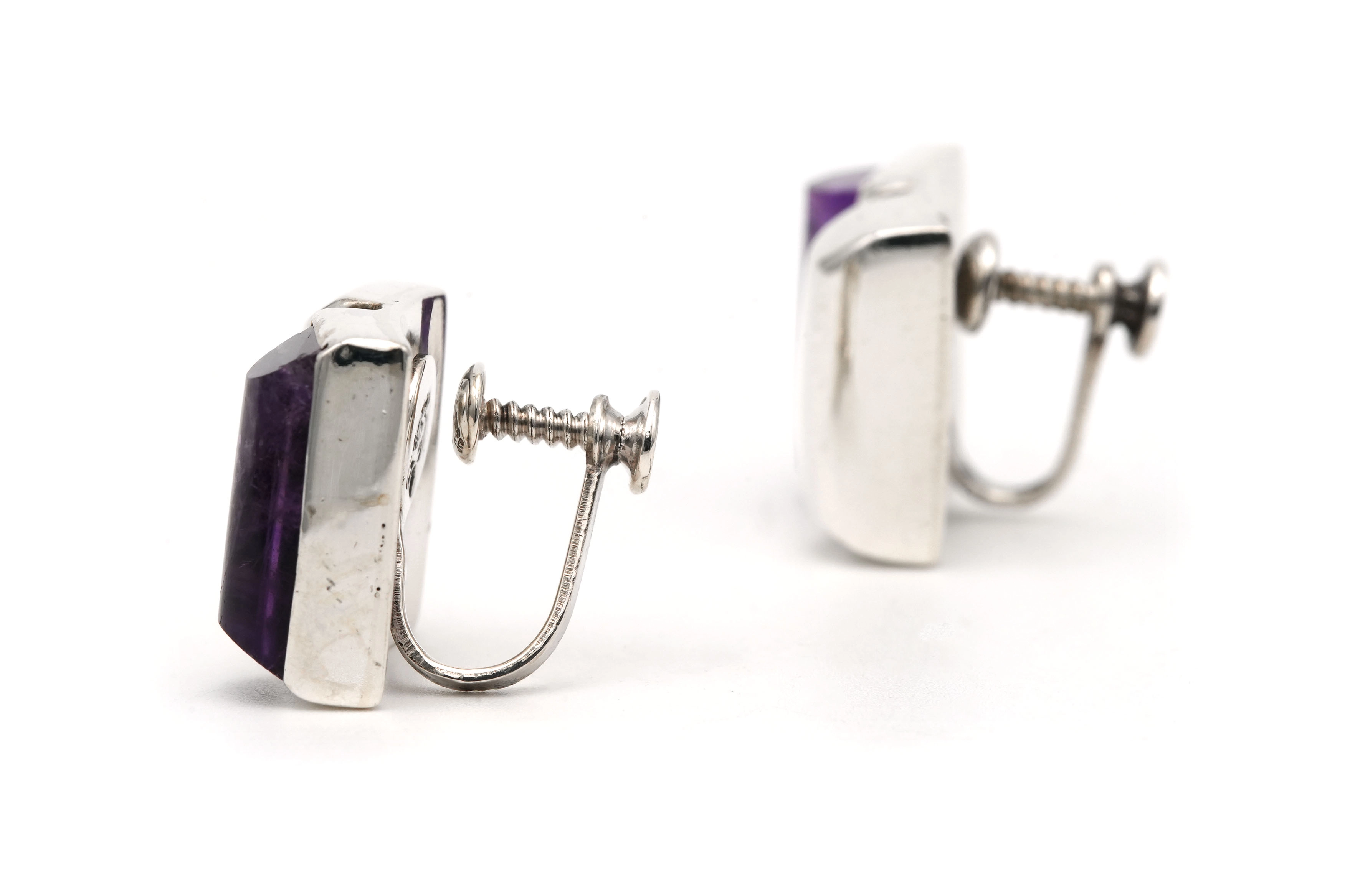 Boucles d'oreilles Années 70 en argent 970 serties d'une améthyste - 3