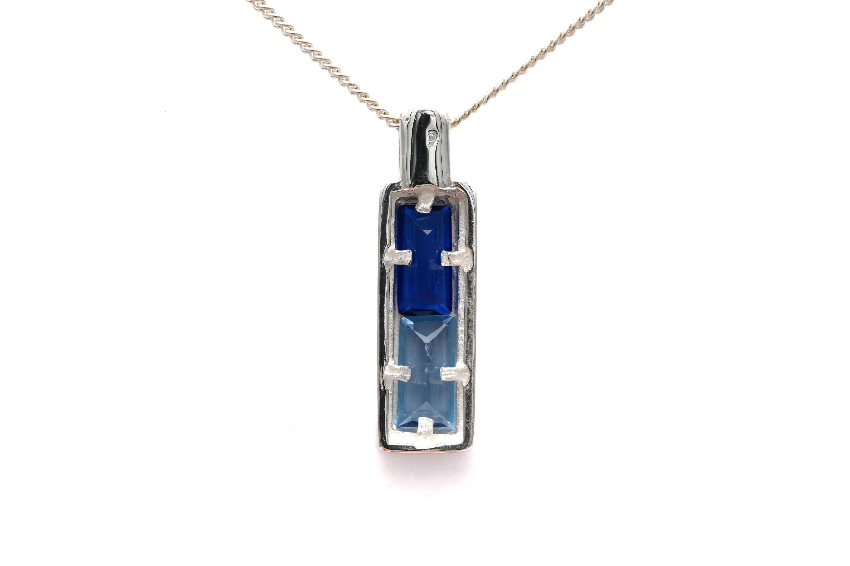Pendentif contemporain en argent 800 serti de zirconiums - 4