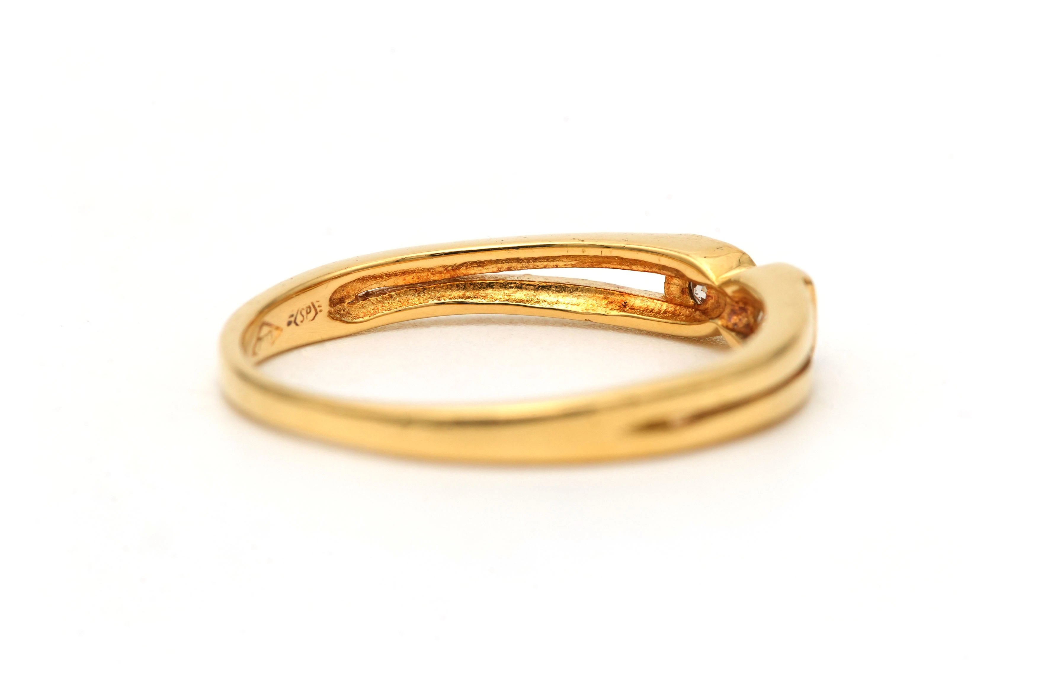 Bague contemporaine en or jaune 18 carats sertie de diamants taille "brillant" (+-ct) - 5