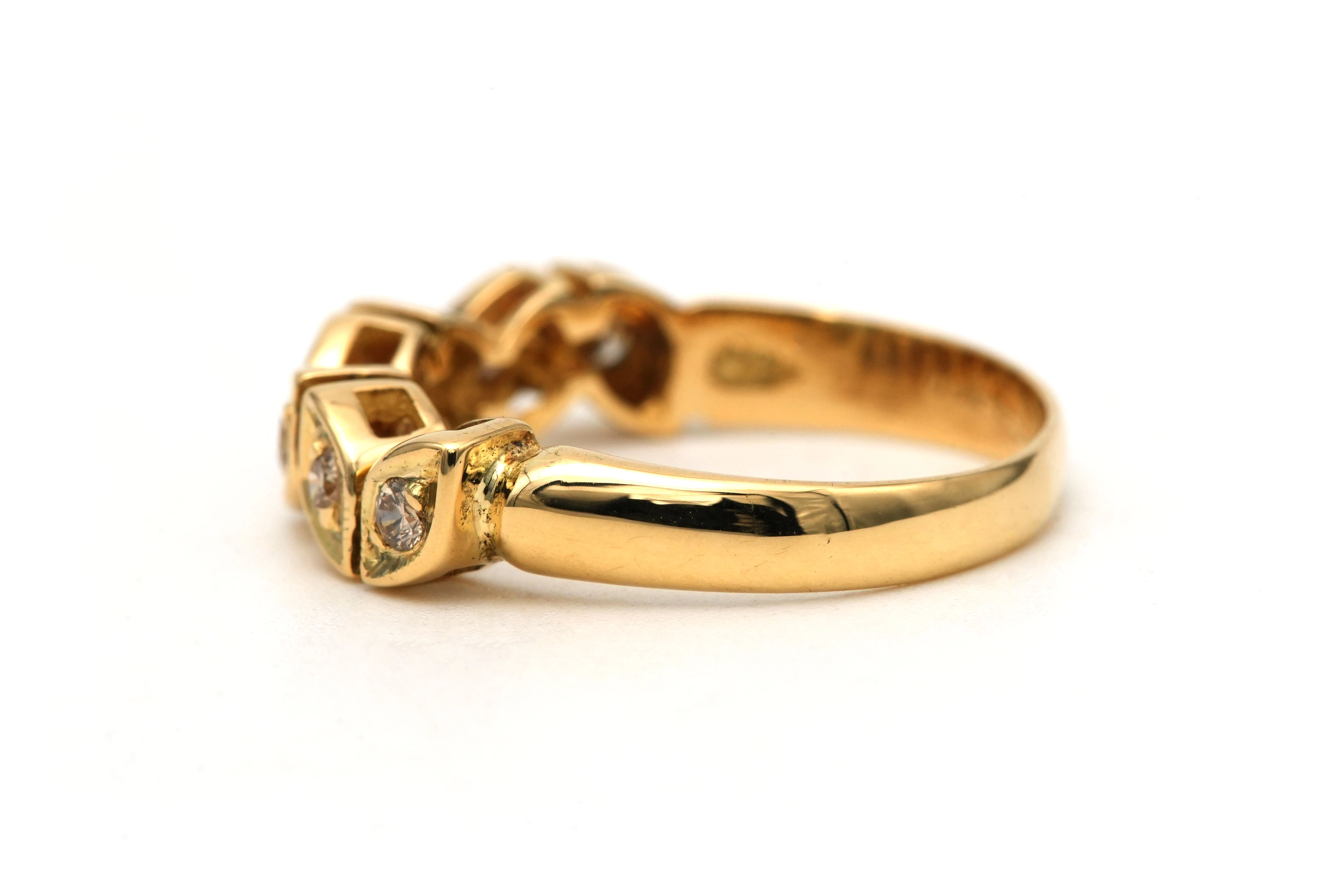 Bague contemporaine en or jaune 18 carats sertie de diamants "taille" brillant (+-0.17ct) - 3