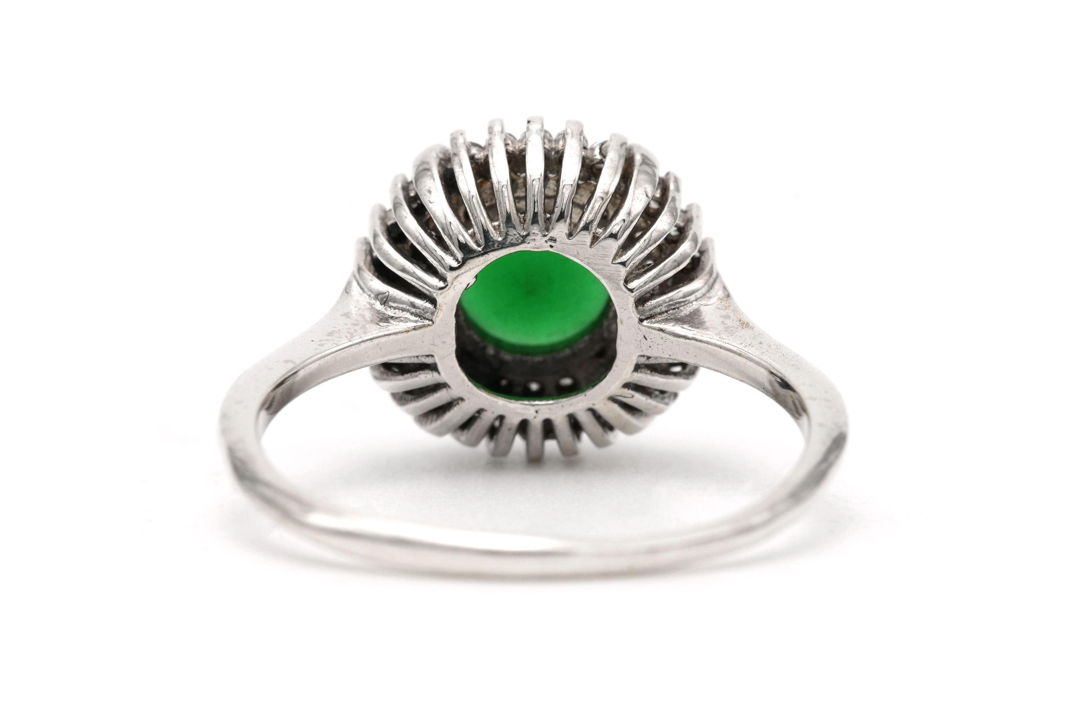 Bague contemporaine en argent 925 sertie d'un chrysoprase et de zirconiums - 4