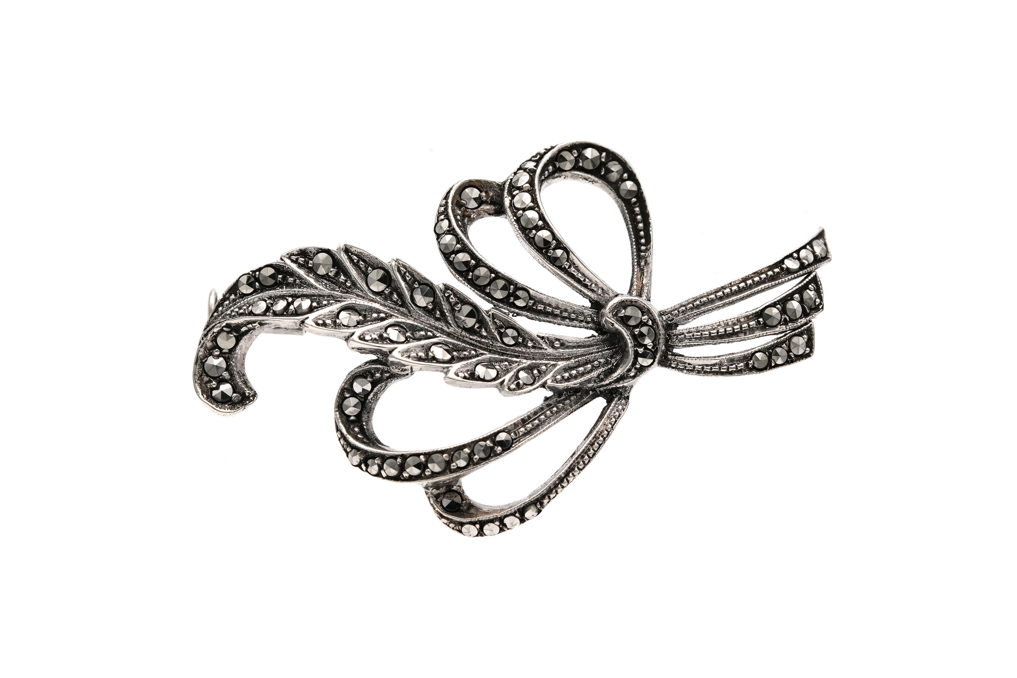 Broche Art Déco en argent 835 sertie de marcassites - 1