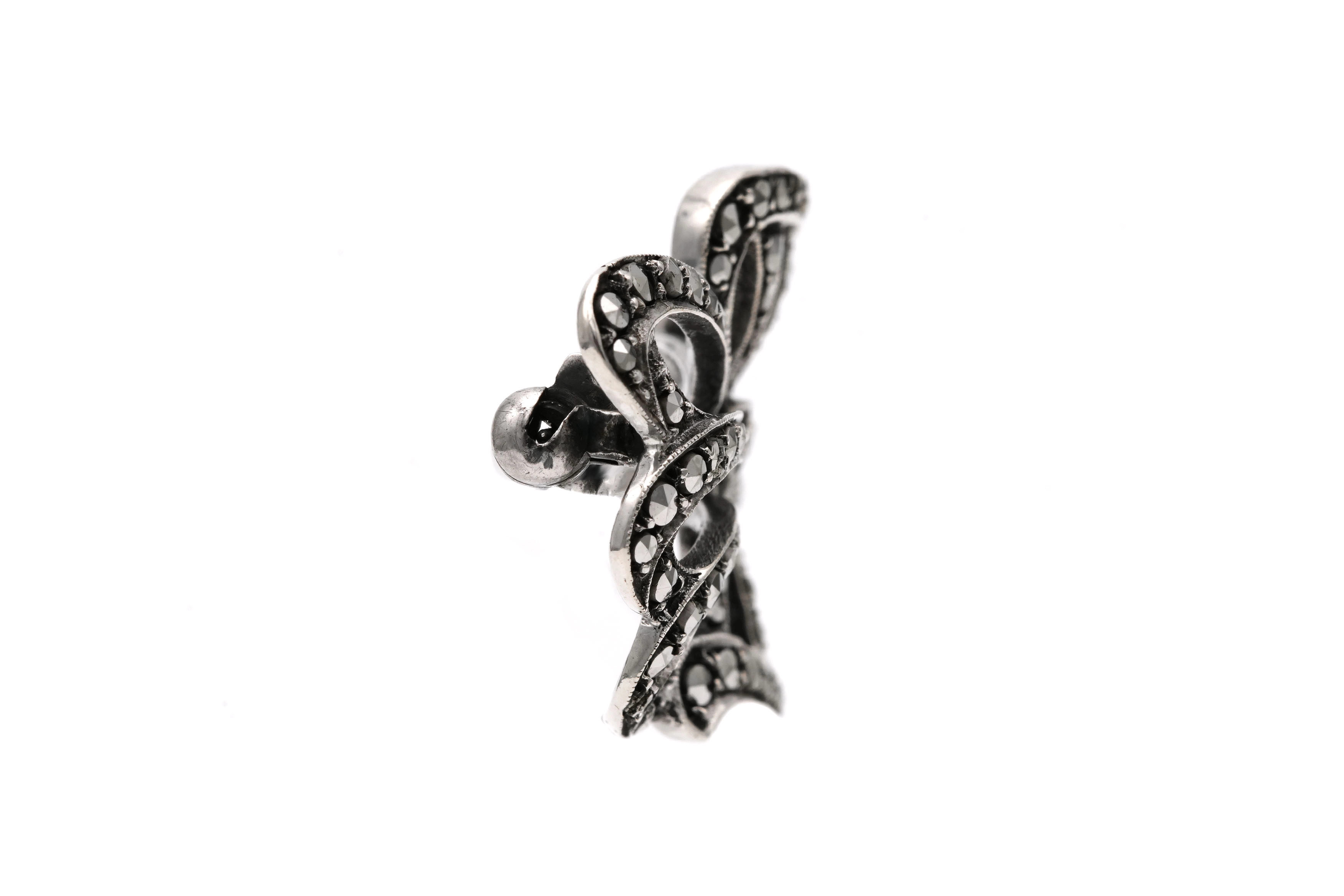 Broche Art Déco en argent 835 sertie de marcassites - 5