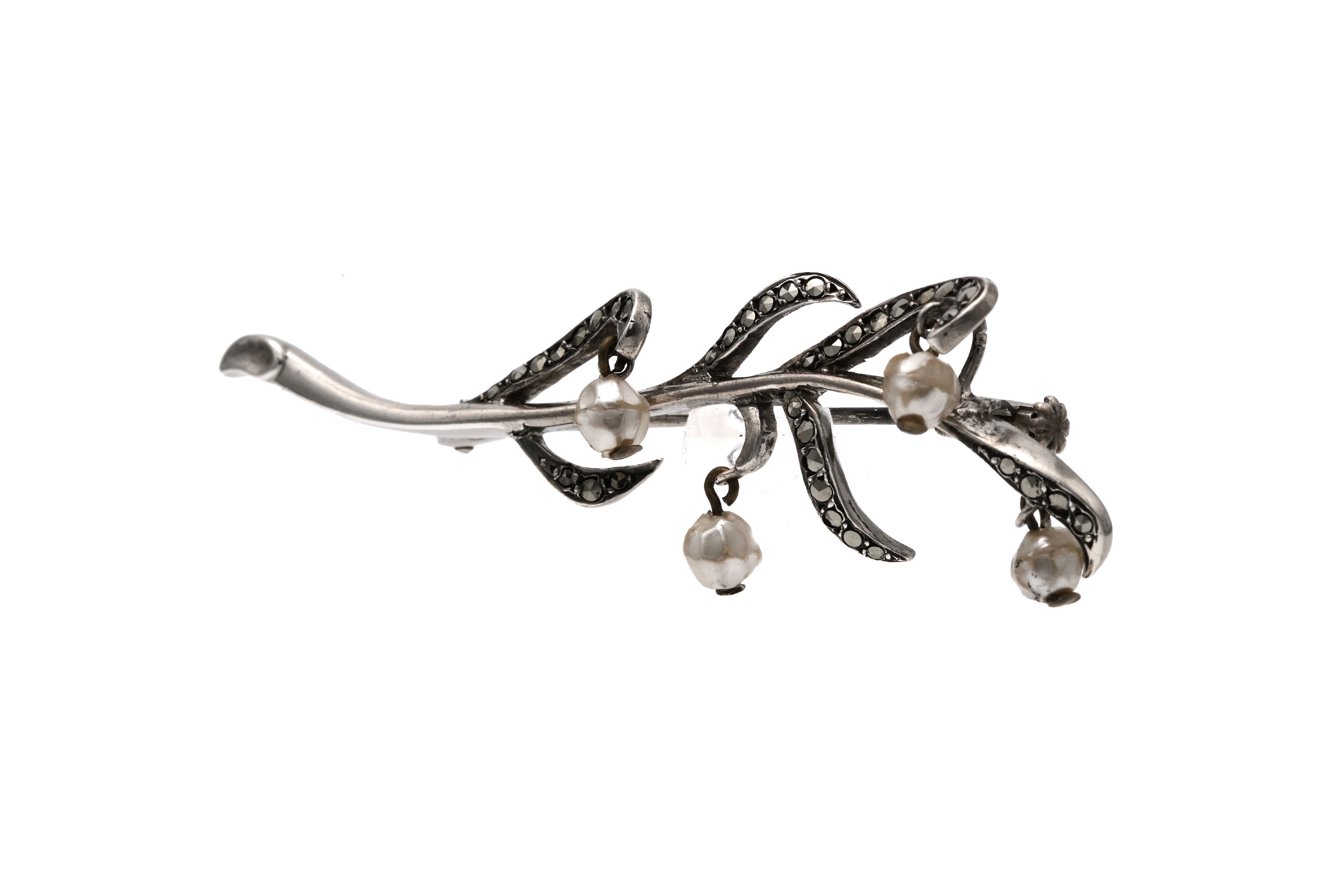 Broche Art Déco en argent 800 sertie de marcassites - 2