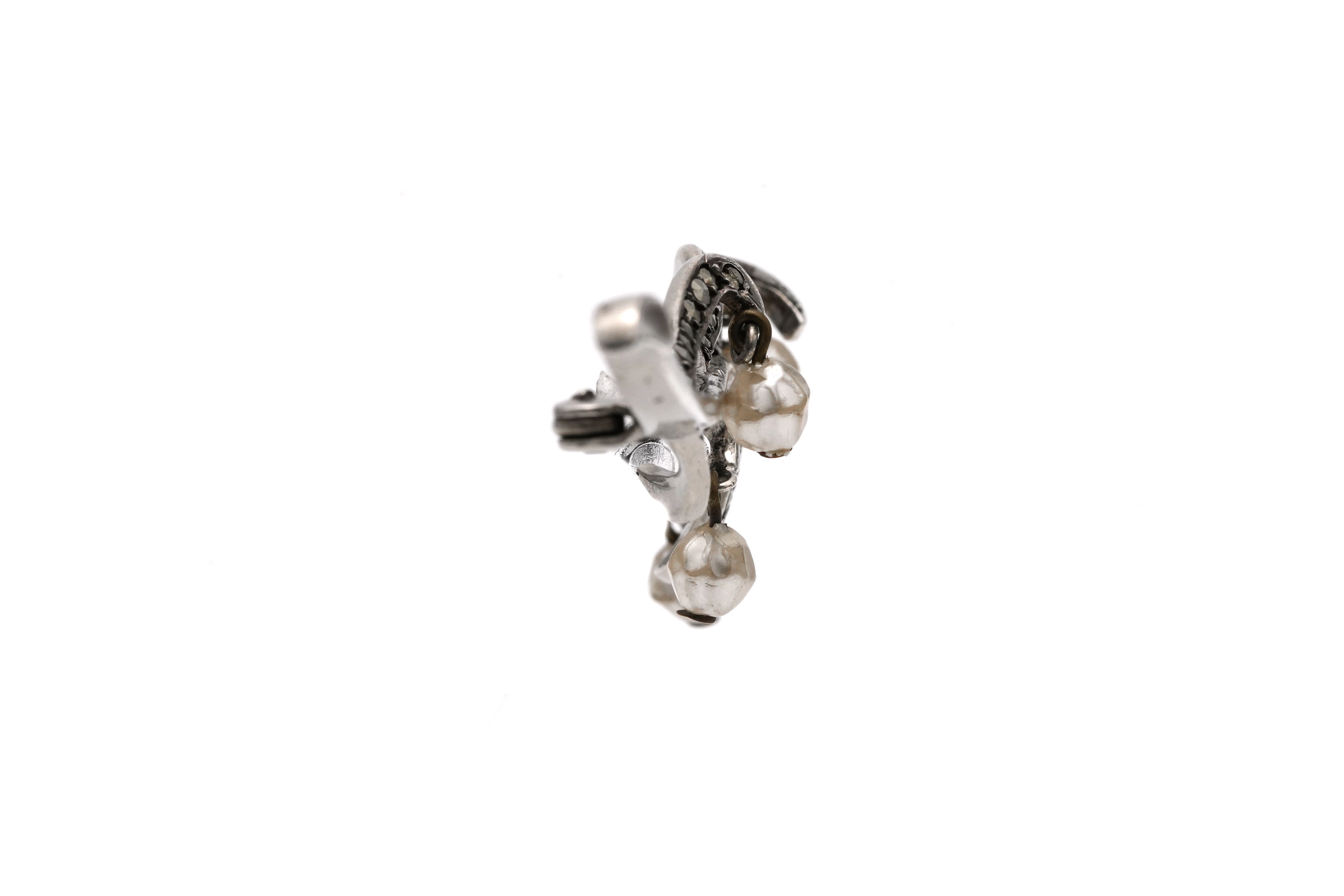 Broche Art Déco en argent 800 sertie de marcassites - 5