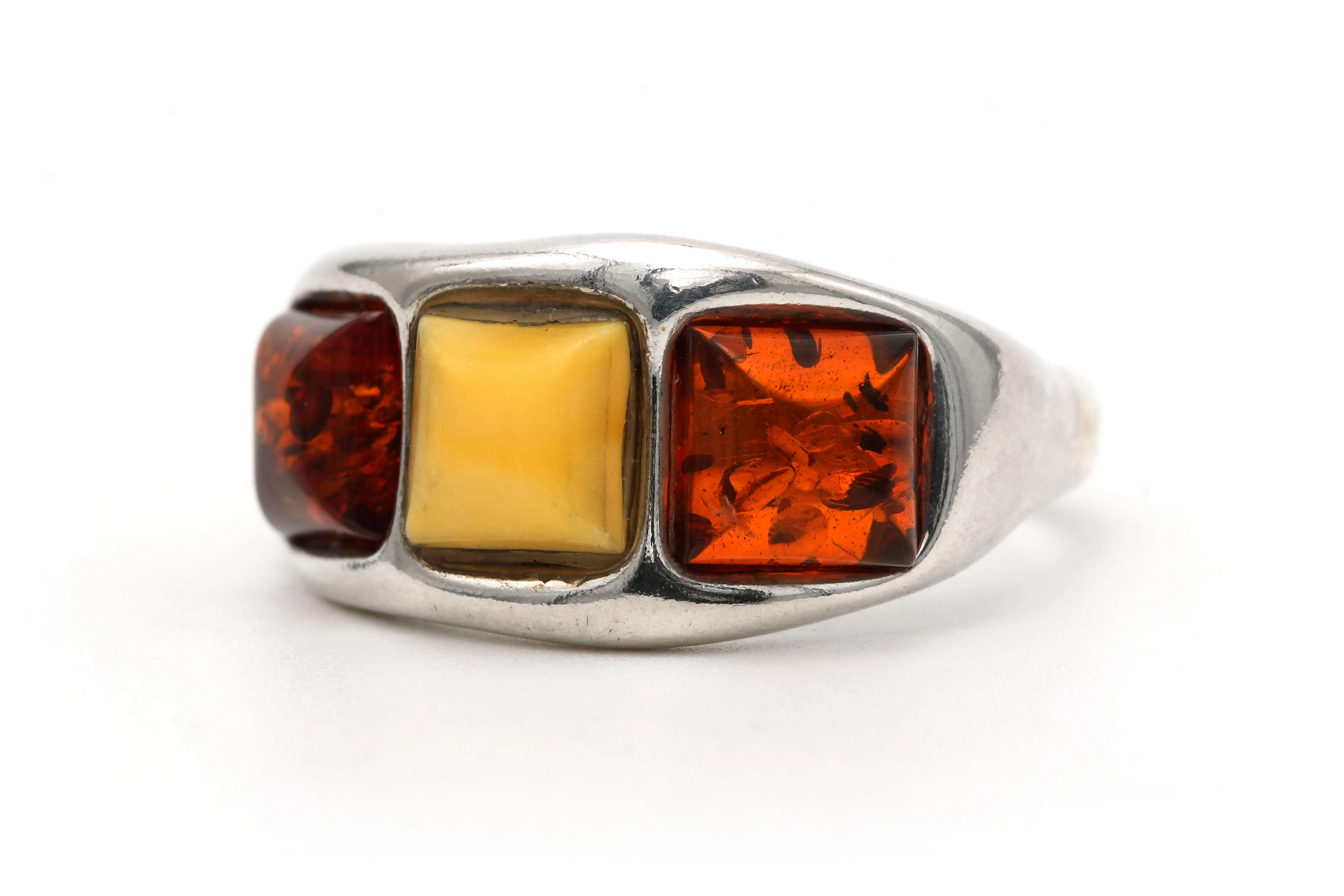 Bague contemporaine en argent 925 sertie d'ambre - 2