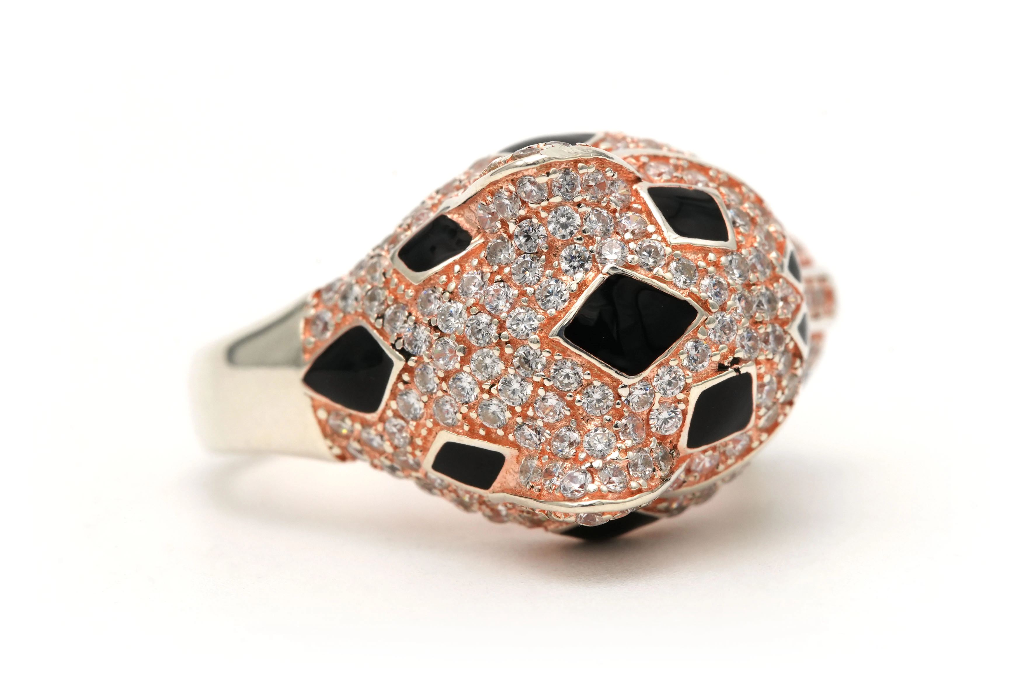 Bague contemporaine en argent sertie de zirconiums - 6