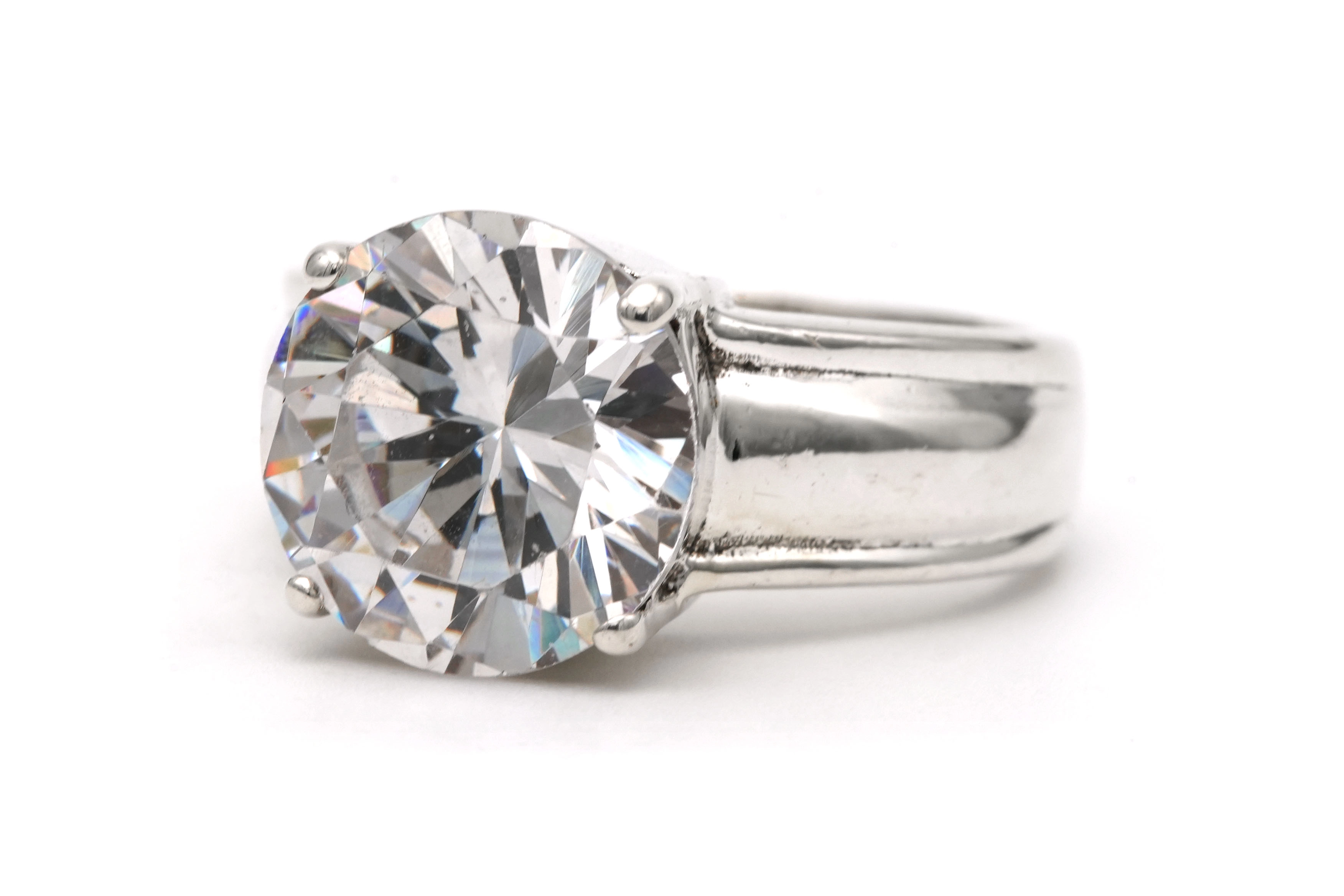 Bague contemporaine en argent 925 sertie d'un zirconium - 2