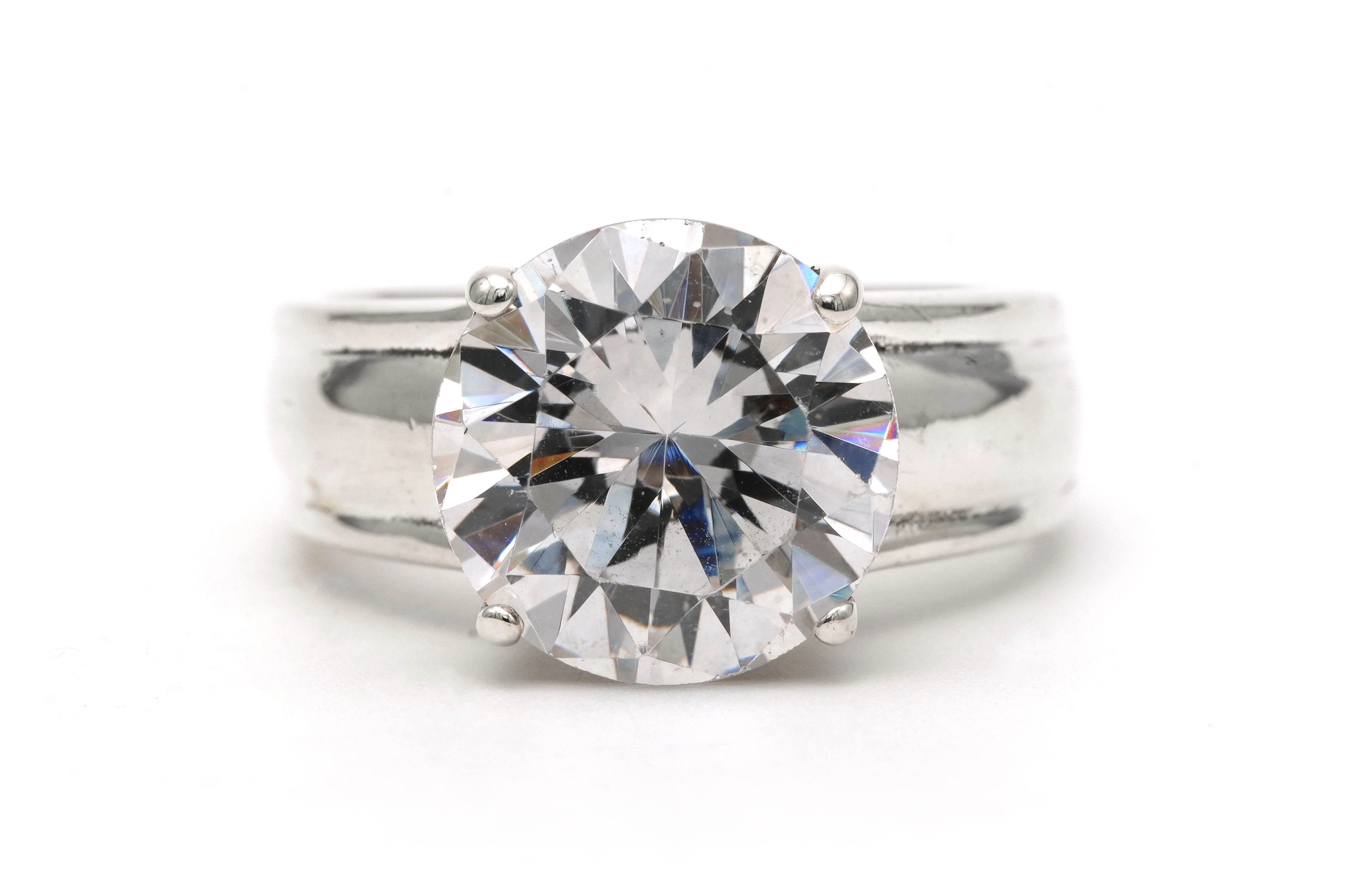Bague contemporaine en argent 925 sertie d'un zirconium - 1