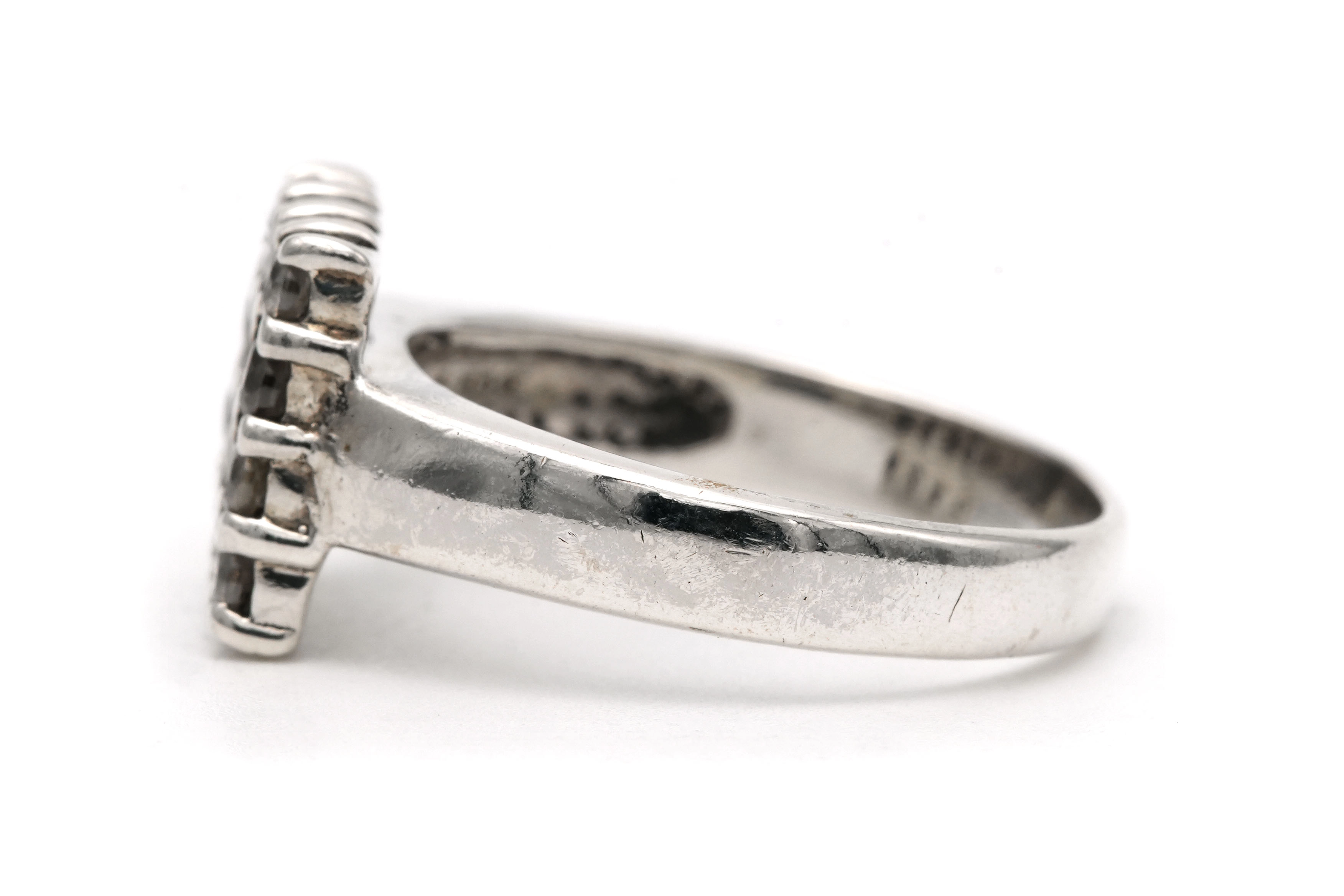 Bague contemporaine en argent 925 sertie de zirconiums - 3