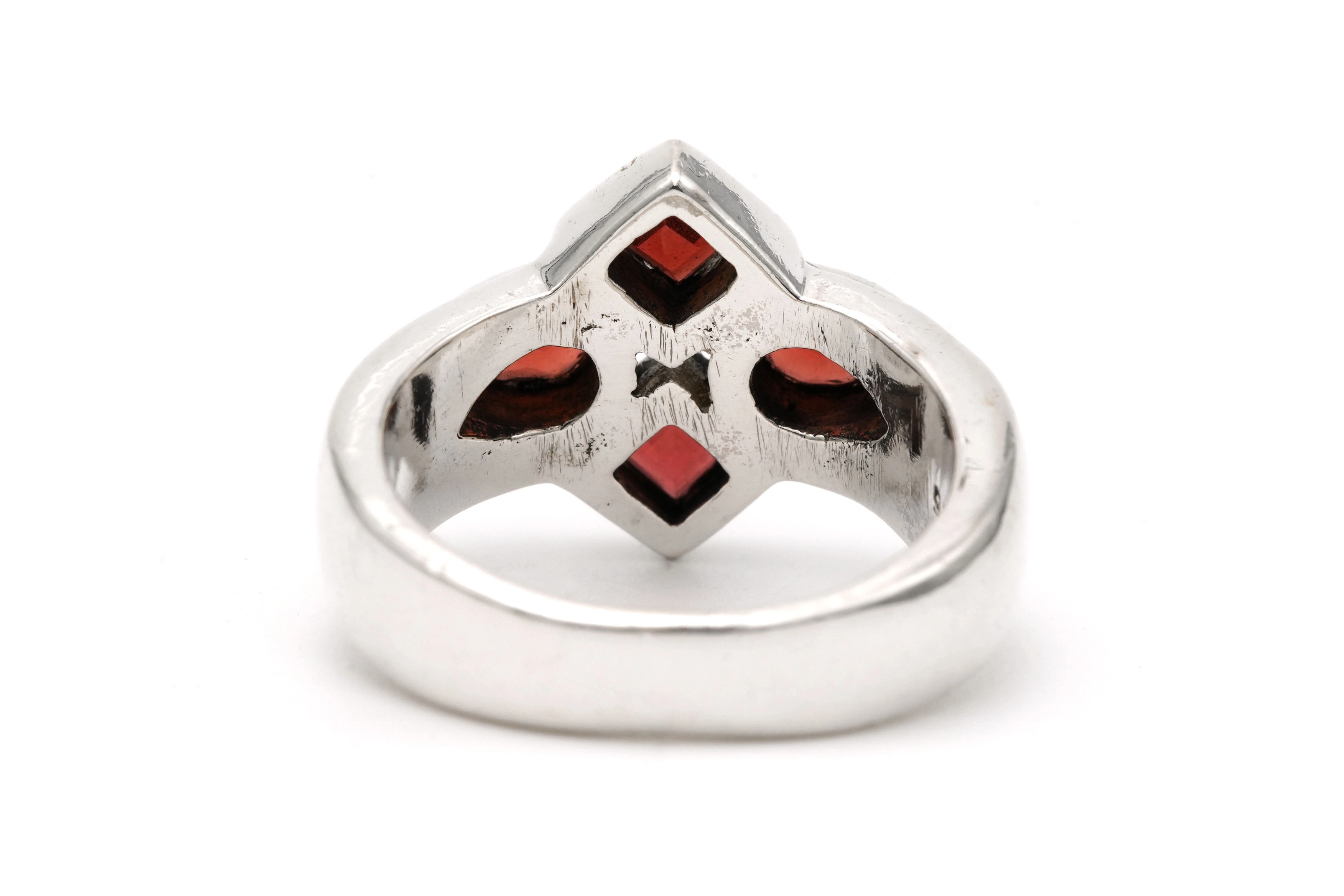 Bague contemporaine en argent 925 sertie de grenats - 4