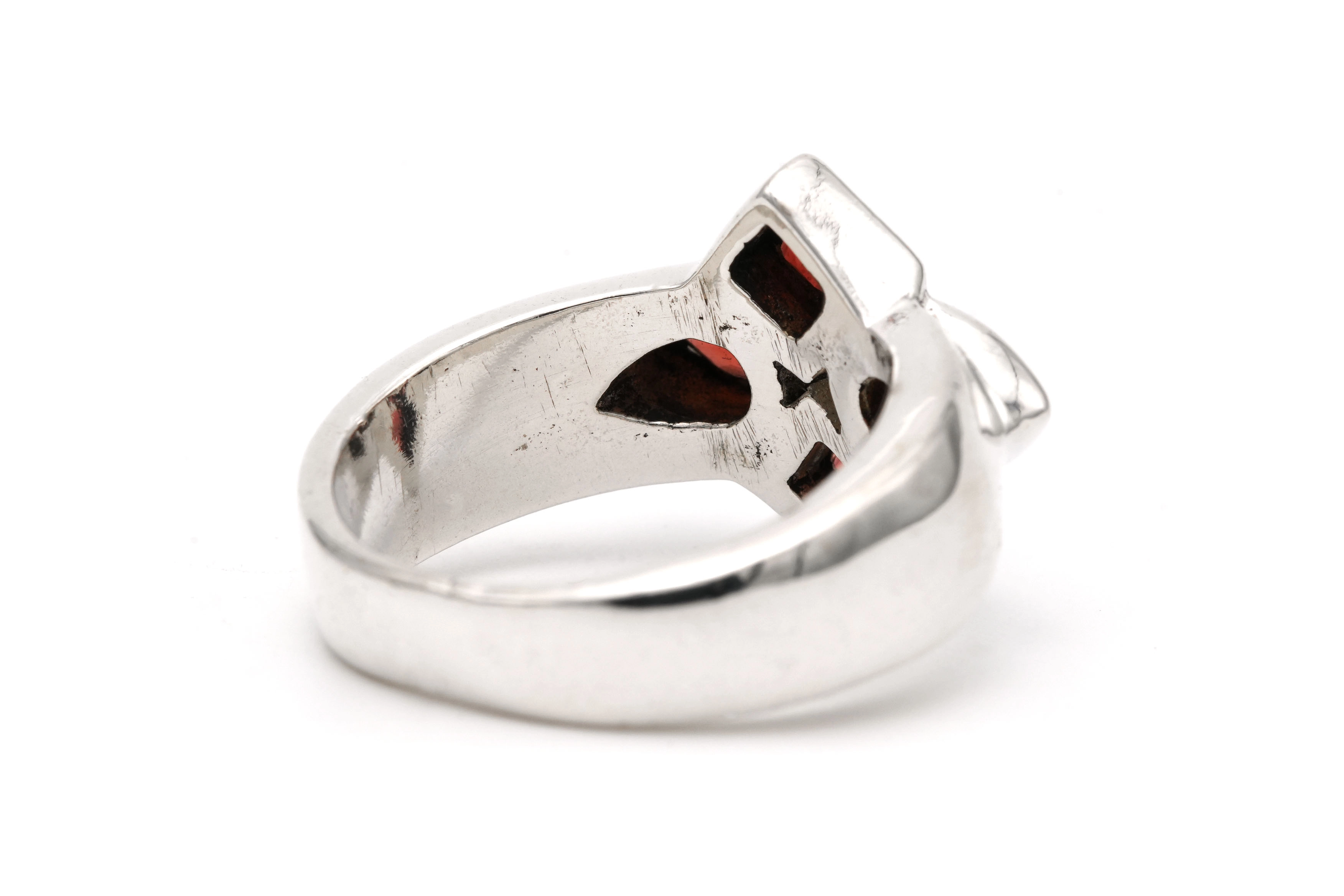 Bague contemporaine en argent 925 sertie de grenats - 5