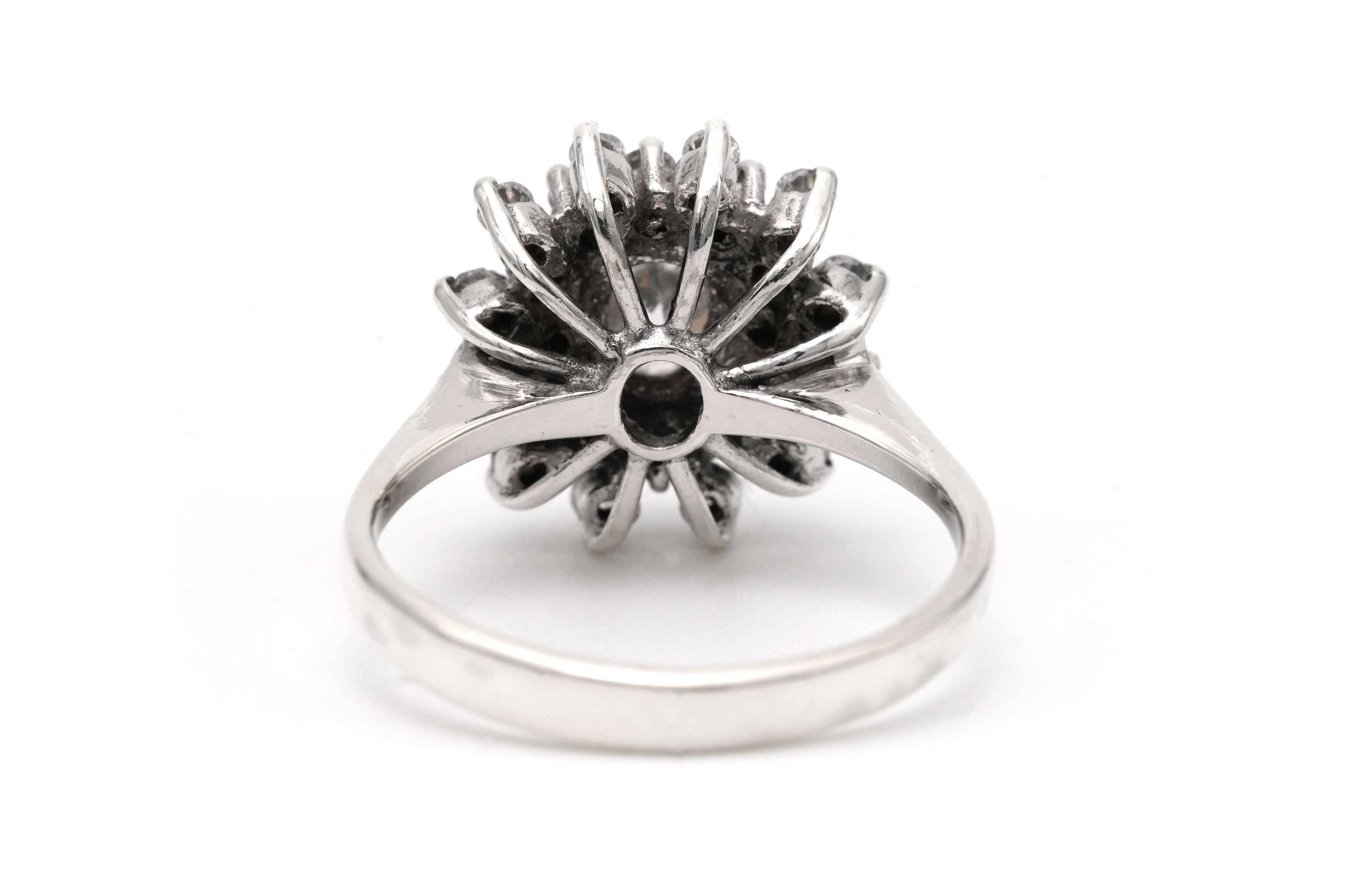 Bague contemporaine en argent 925 sertie de zirconiums - 4