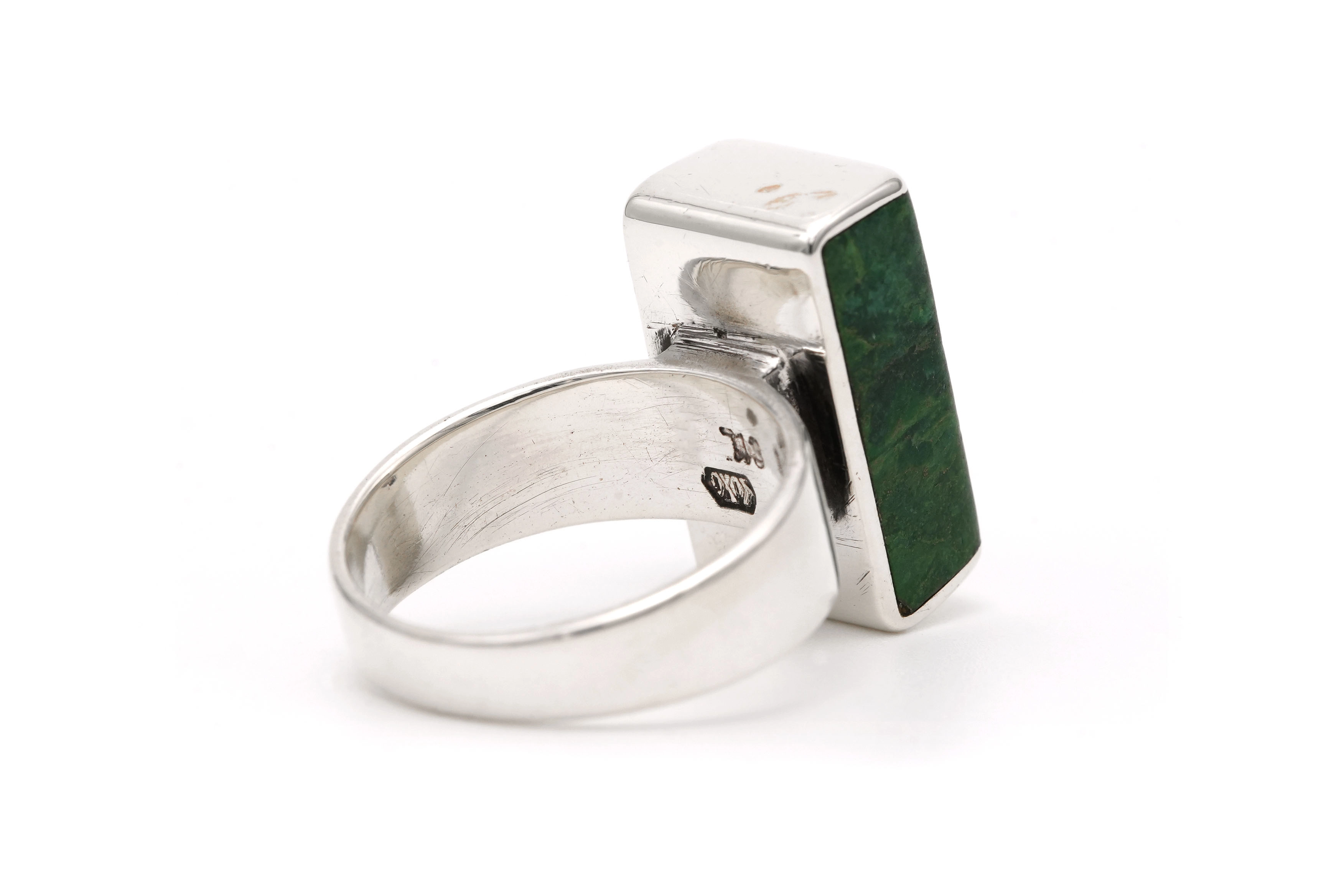 Bague Années 70 en argent sertie d'une jadélite - 5