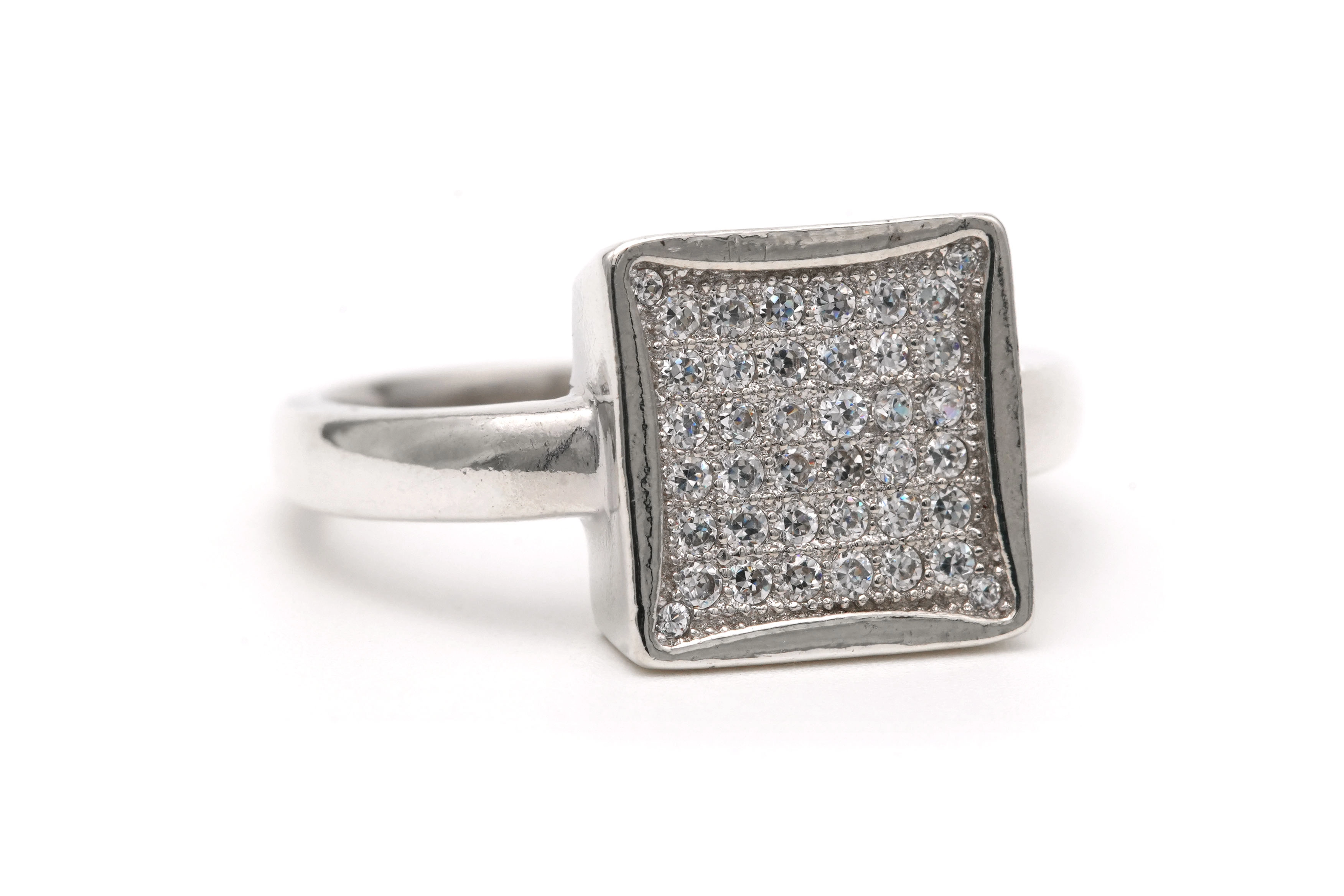 Bague contemporaine en argent 925 sertie de zirconiums - 6