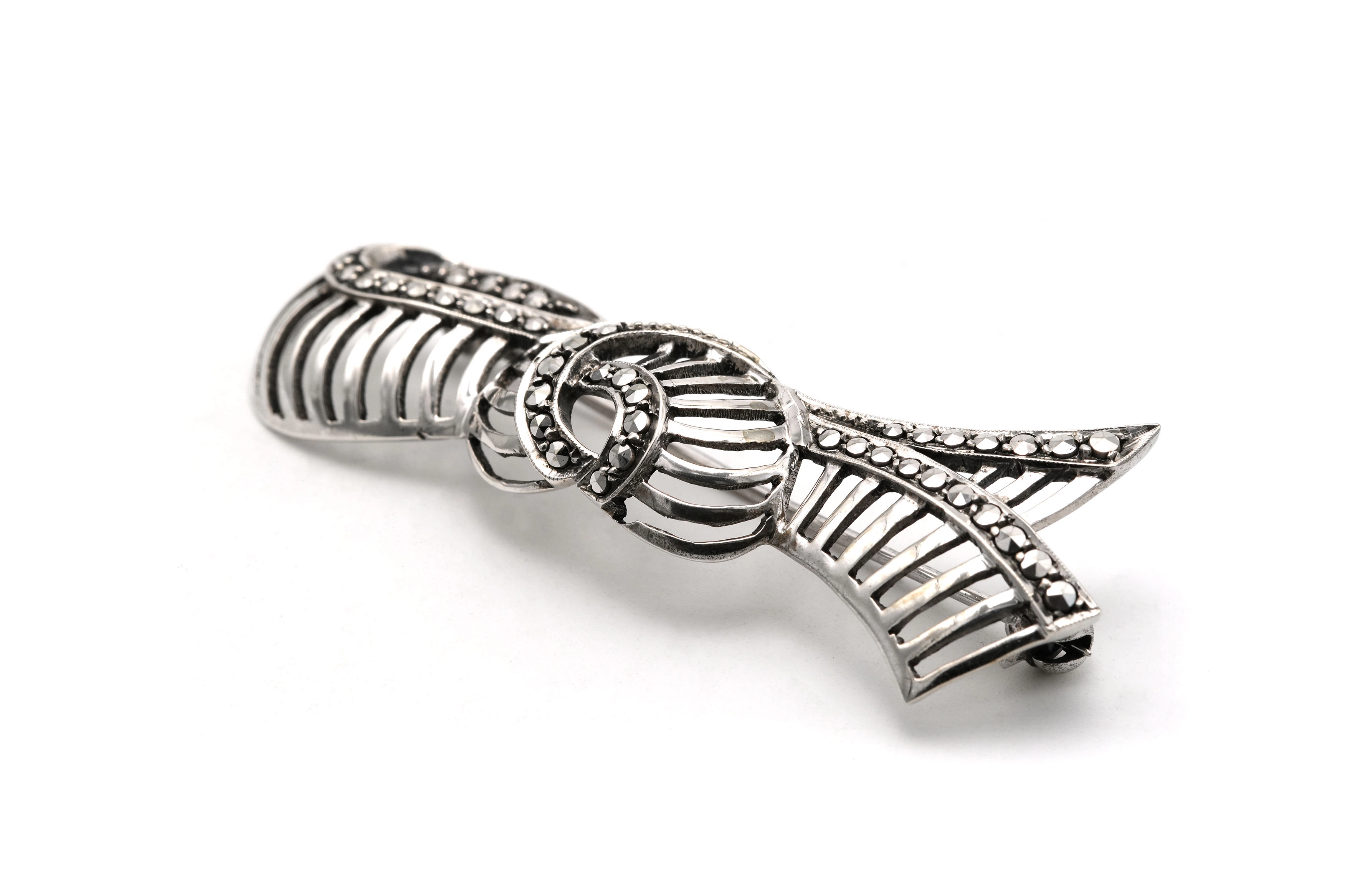 Broche Art Déco en argent 835 sertie de marcassites - - 2