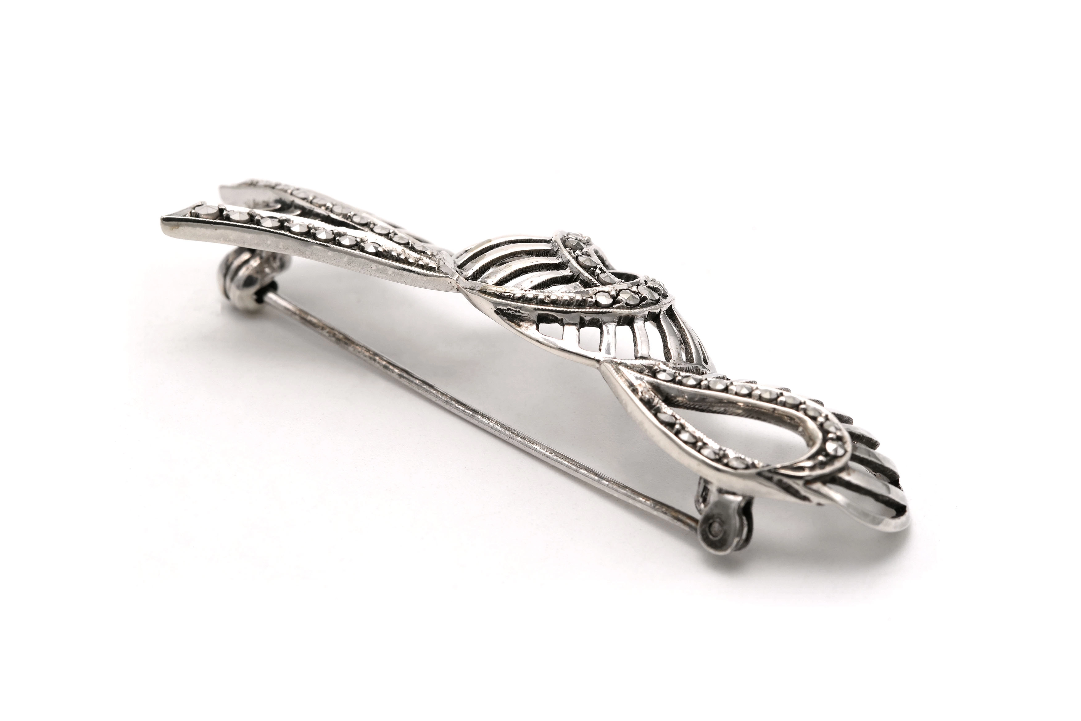 Broche Art Déco en argent 835 sertie de marcassites - - 5