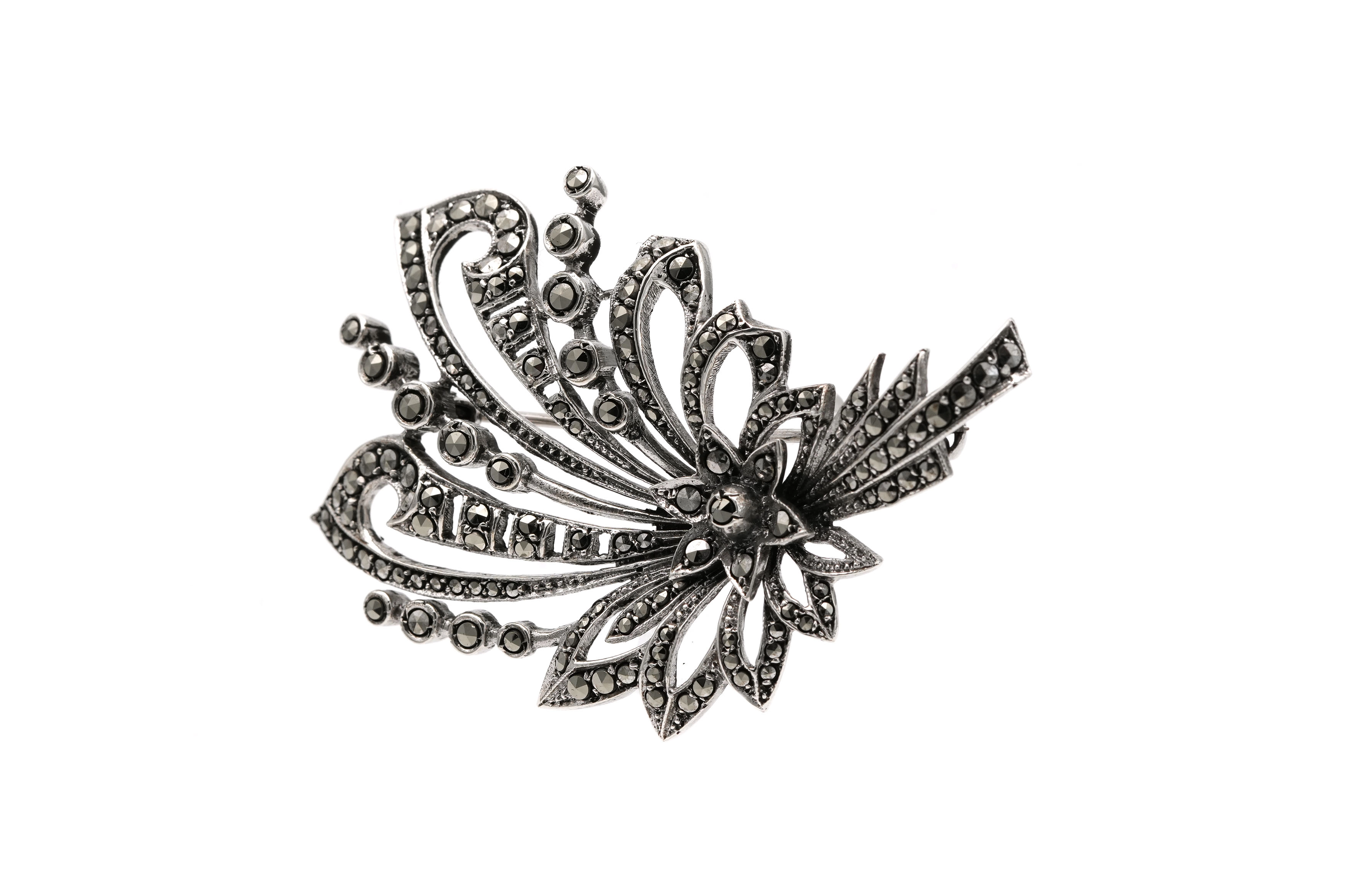 Broche Art Déco en argent 835 sertie de marcassites - - 2