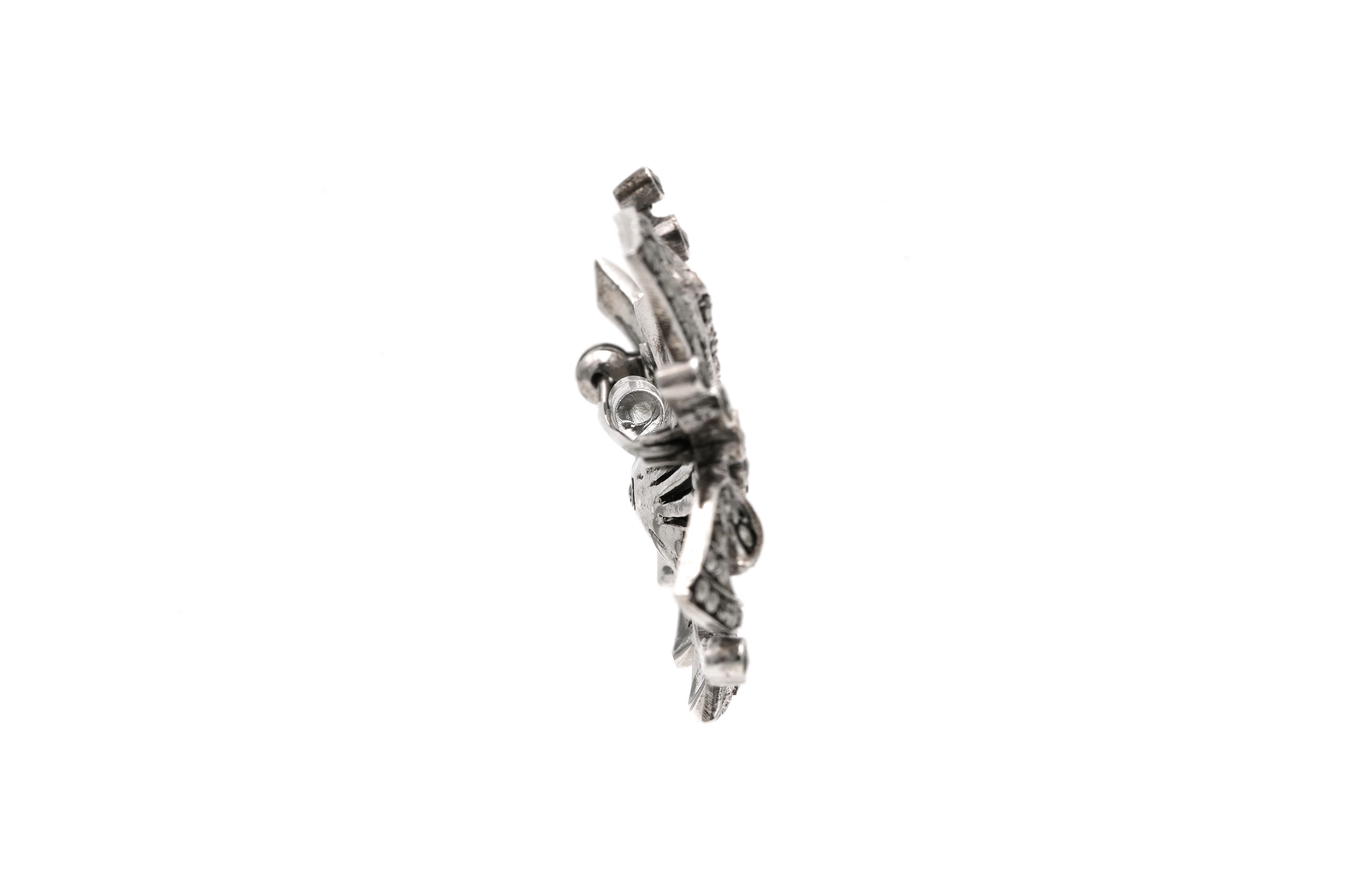 Broche Art Déco en argent 835 sertie de marcassites - - 5