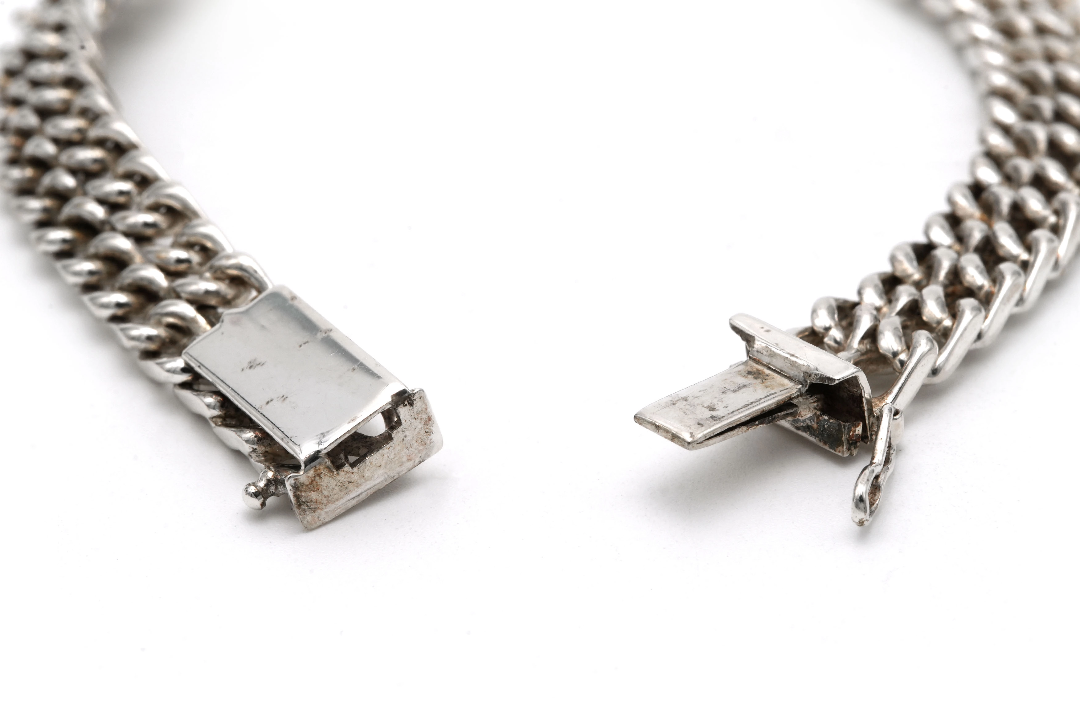 Bracelet contemporain en argent 800 - - 6