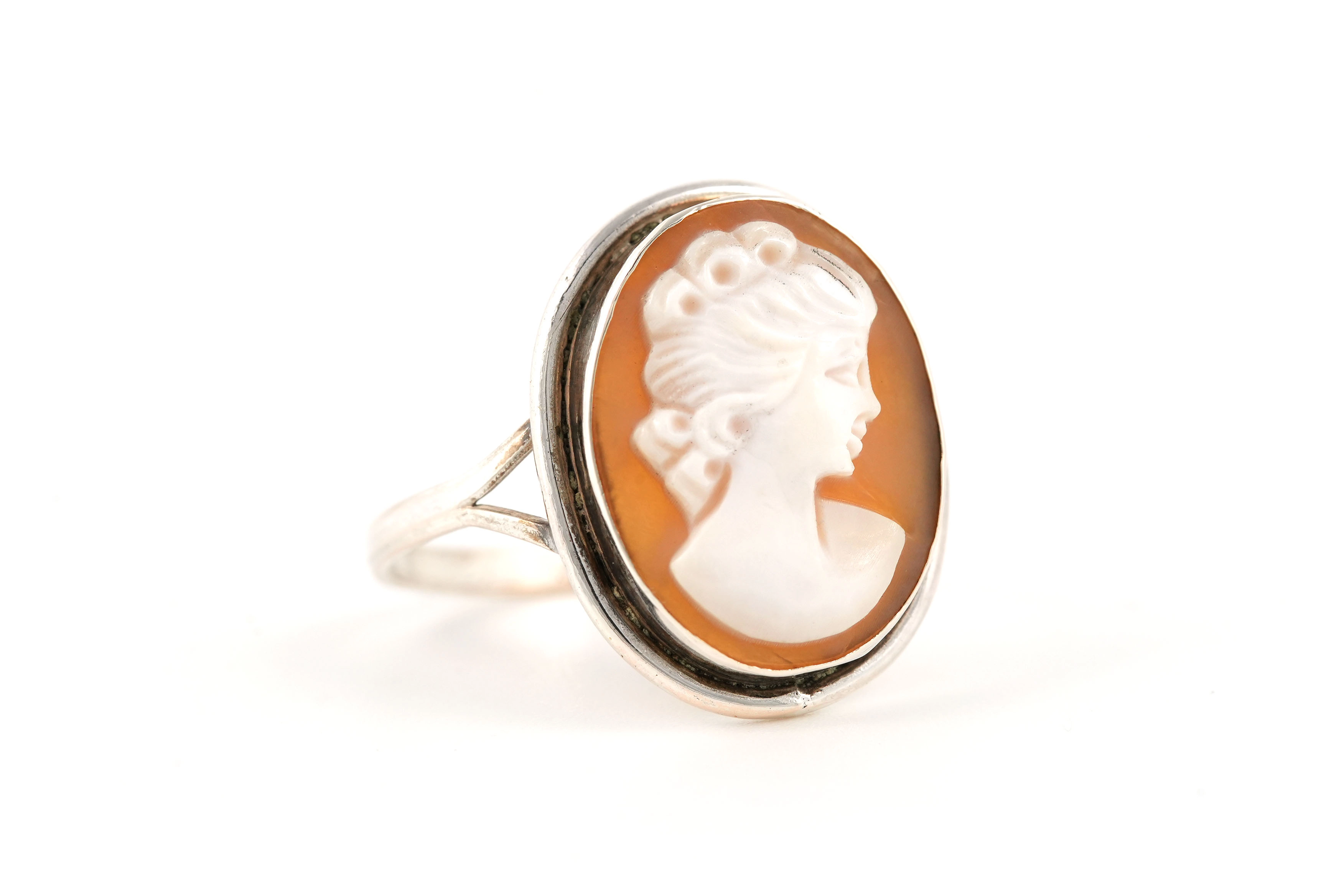 Bague Années 50 en argent 800 sertie d'un camée - - 6
