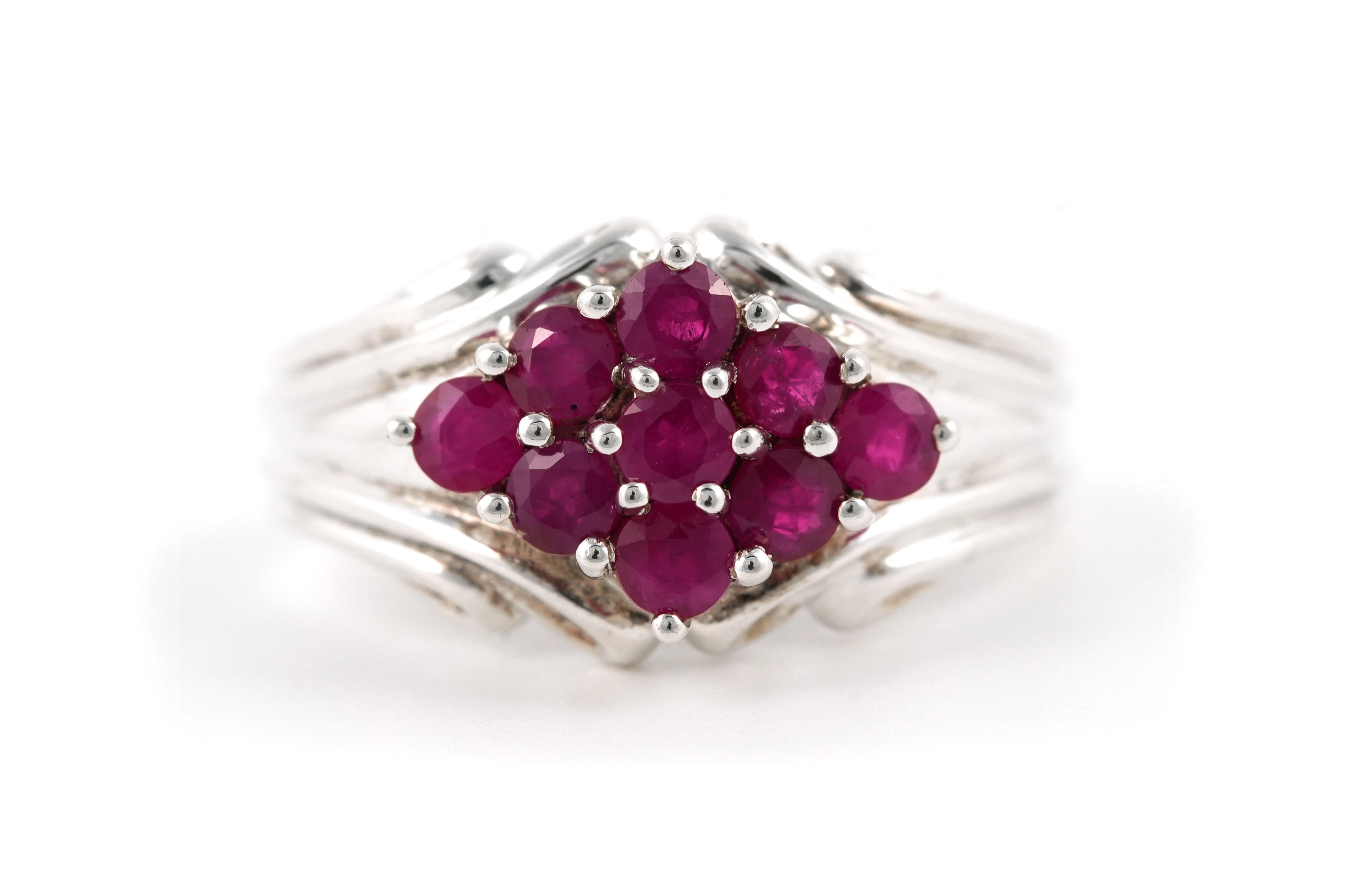 Bague contemporaine en argent 925 sertie de rubis - - 1