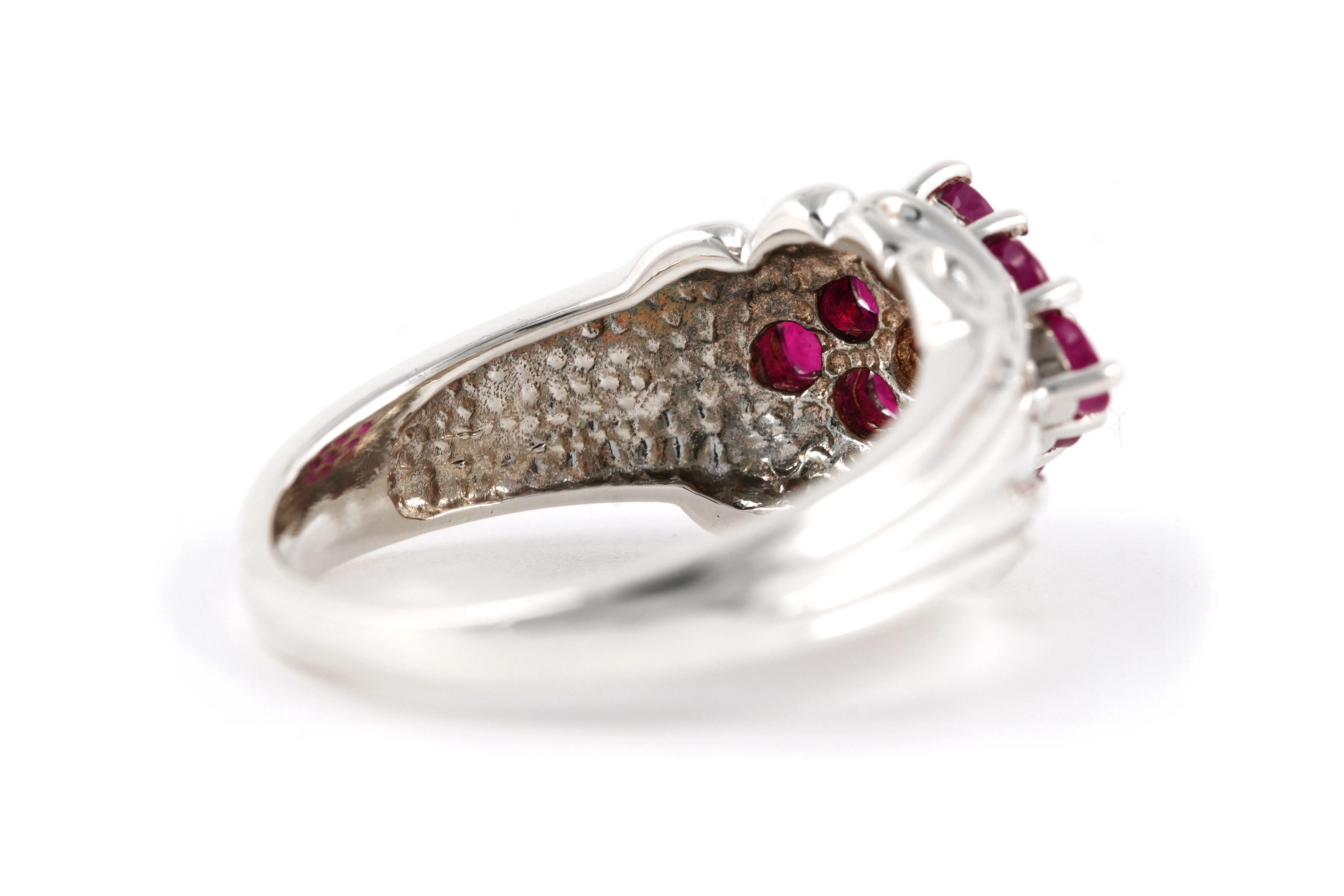 Bague contemporaine en argent 925 sertie de rubis - - 5