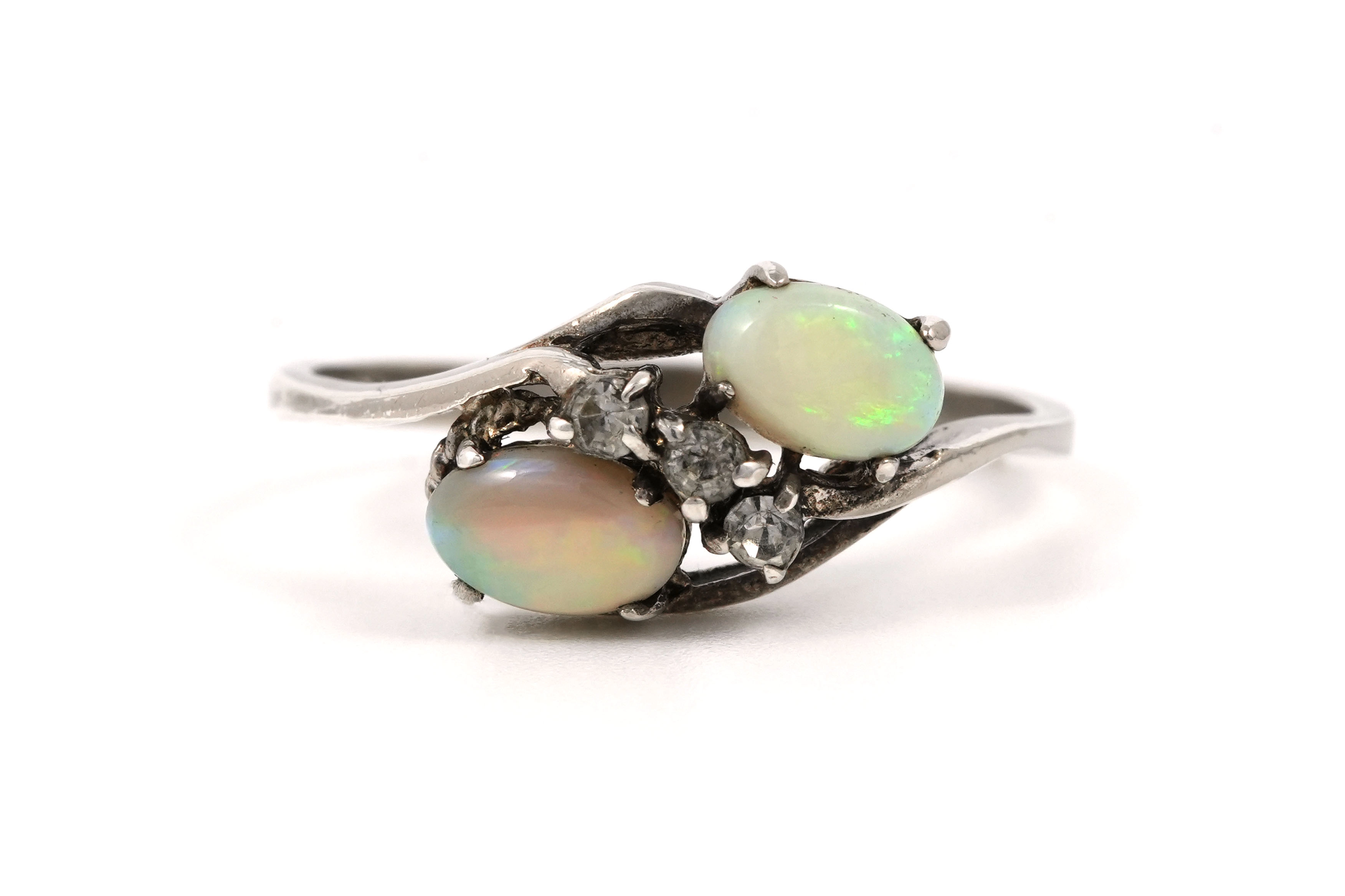 Bague contemporaine en argent 925 sertie d'opales et de zirconiums - - 1