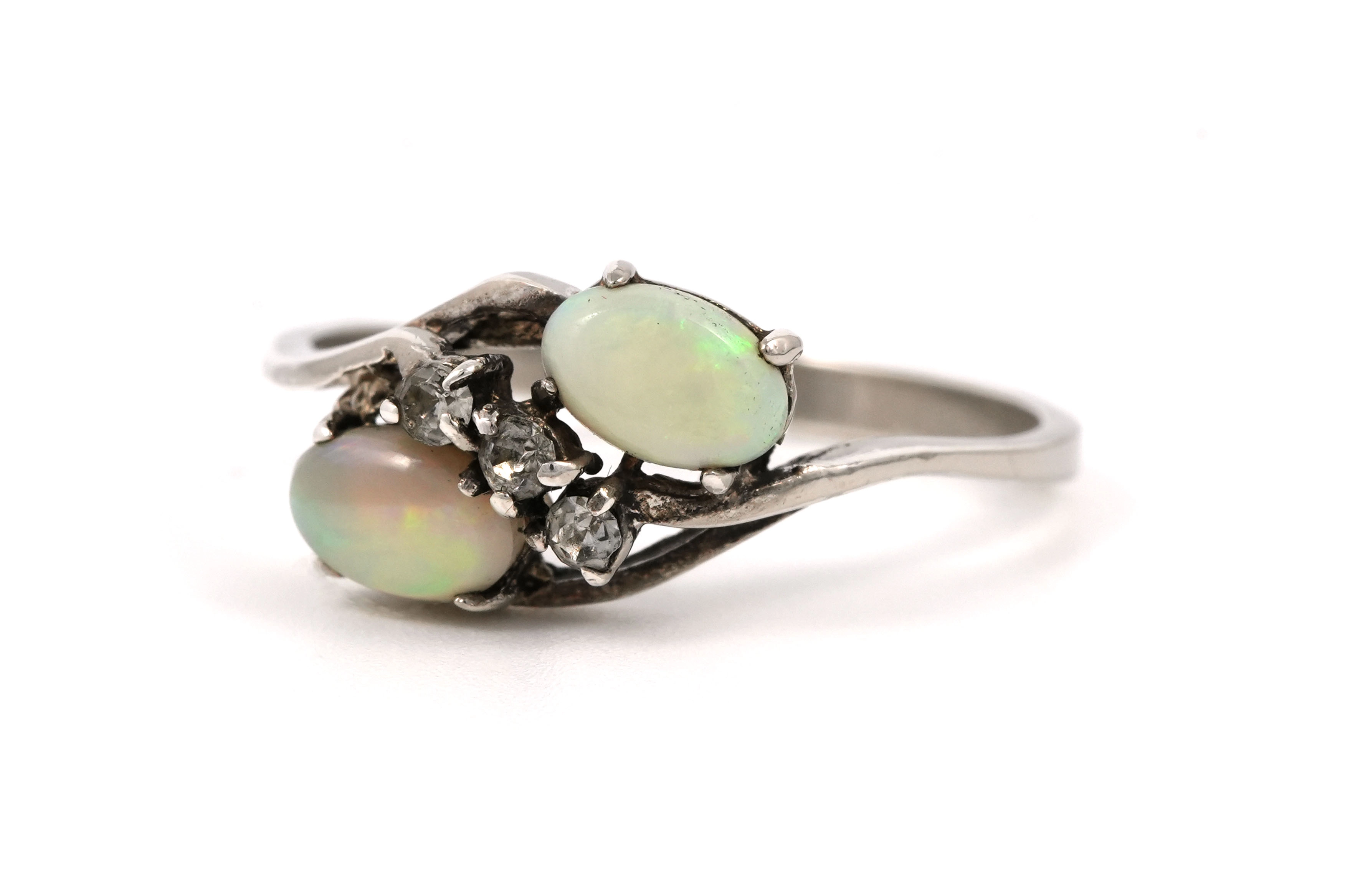 Bague contemporaine en argent 925 sertie d'opales et de zirconiums - - 2