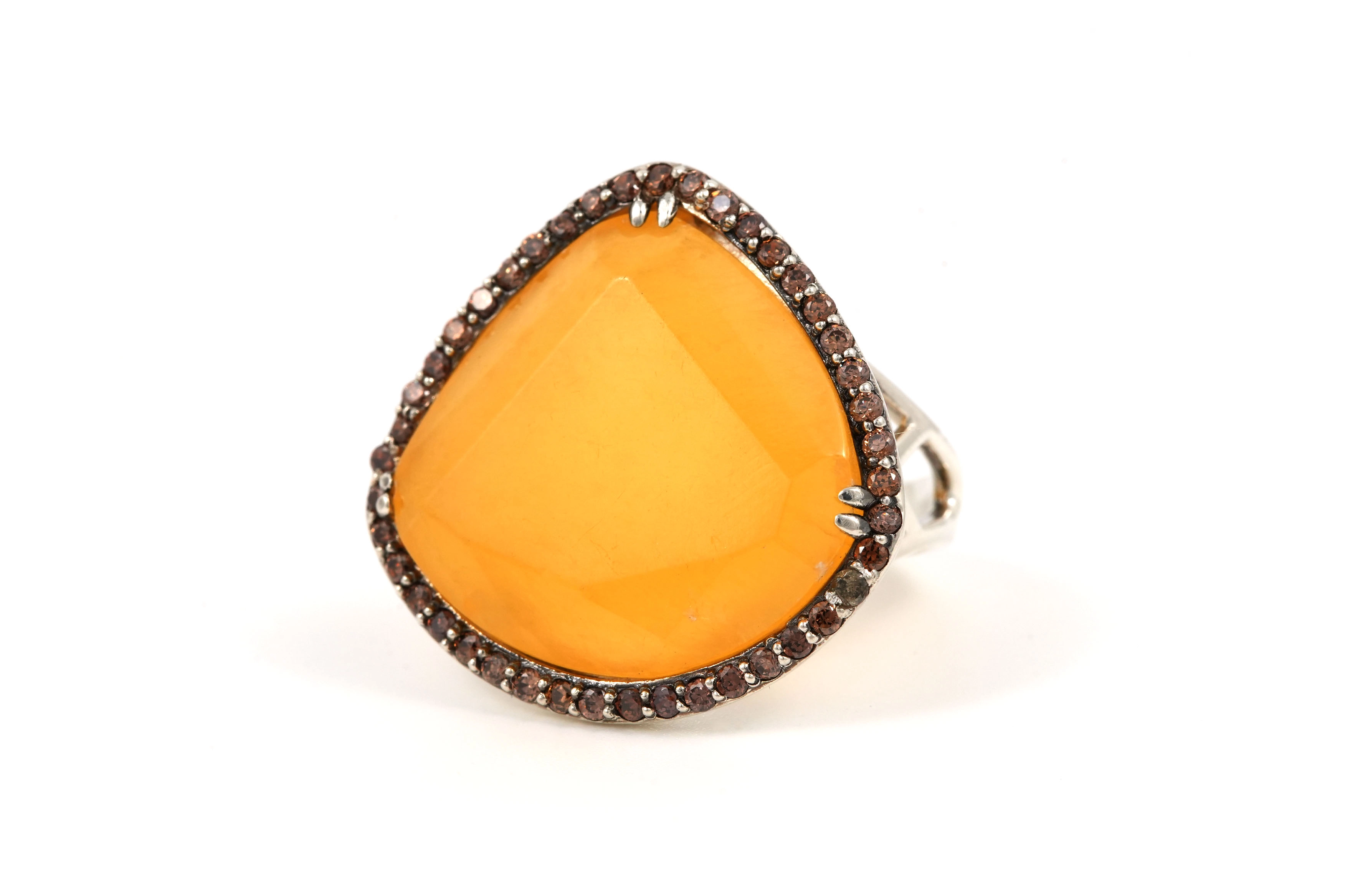 Bague contemporaine en argent 925 sertie d'une serpentine et de zircons - - 2