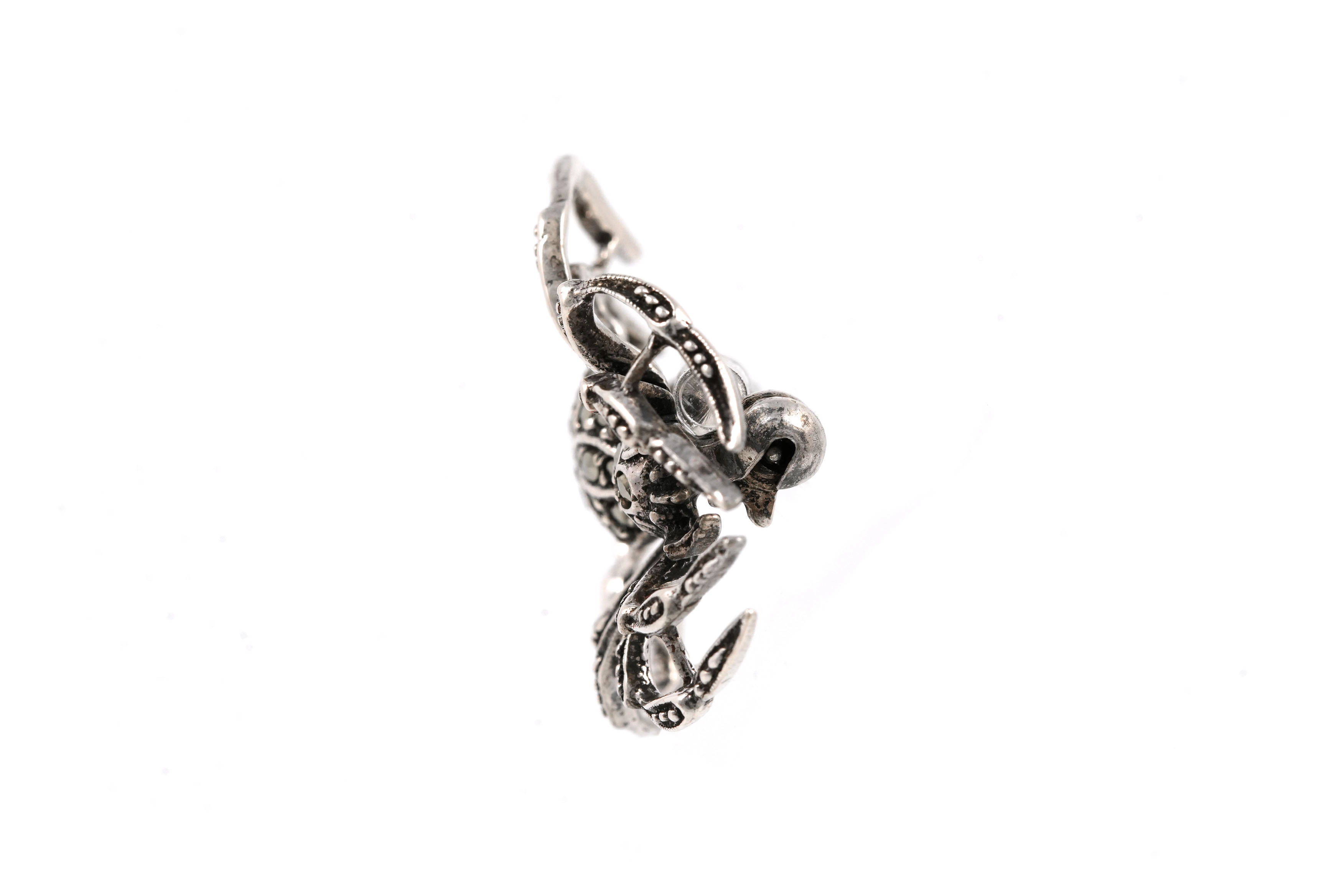 Broche Art Déco en argent 835 sertie de marcassites - - 3