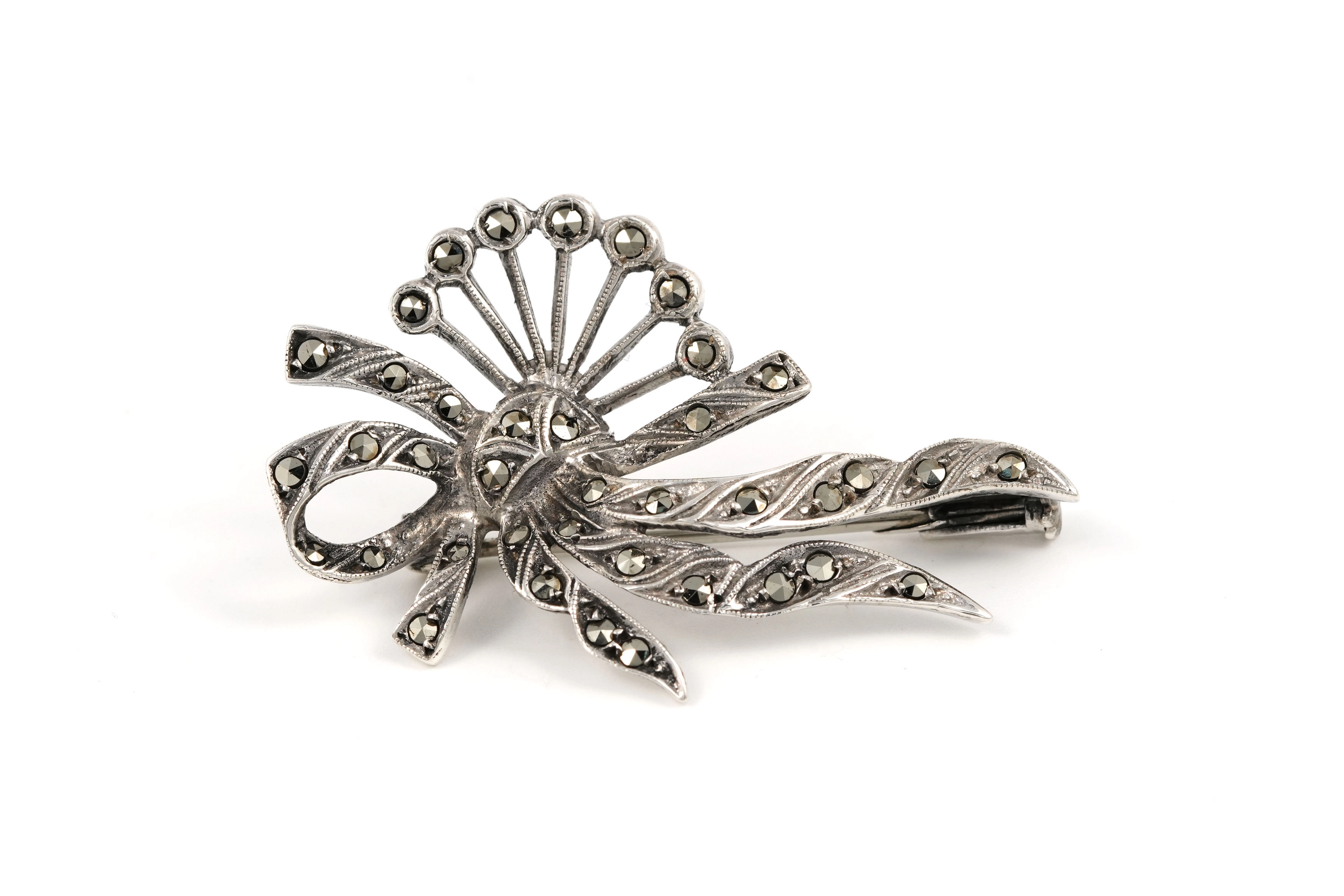 Broche Art Déco en argent sertie de marcassites - - 1